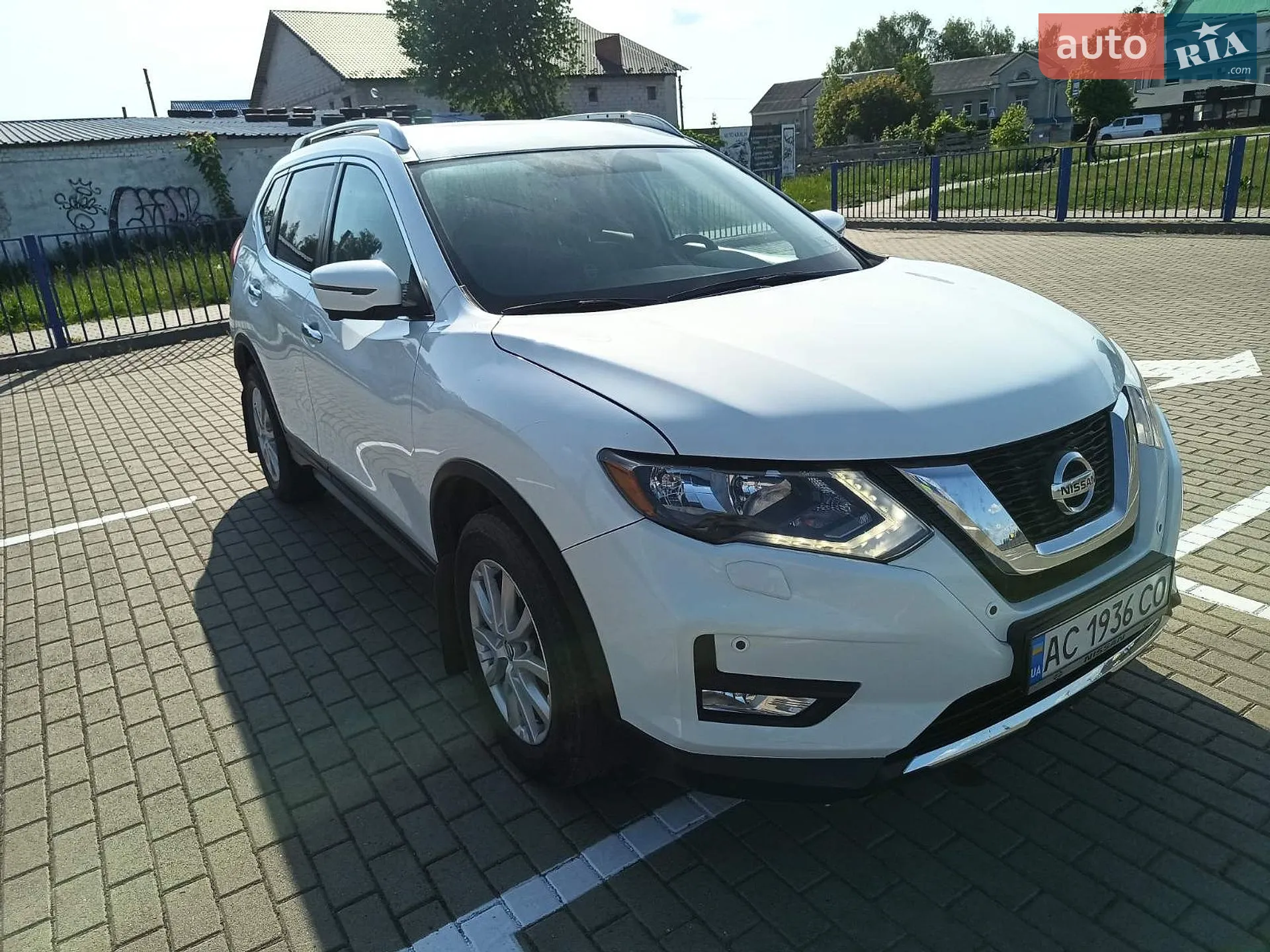 2017 Nissan Rogue - мініатюра 4