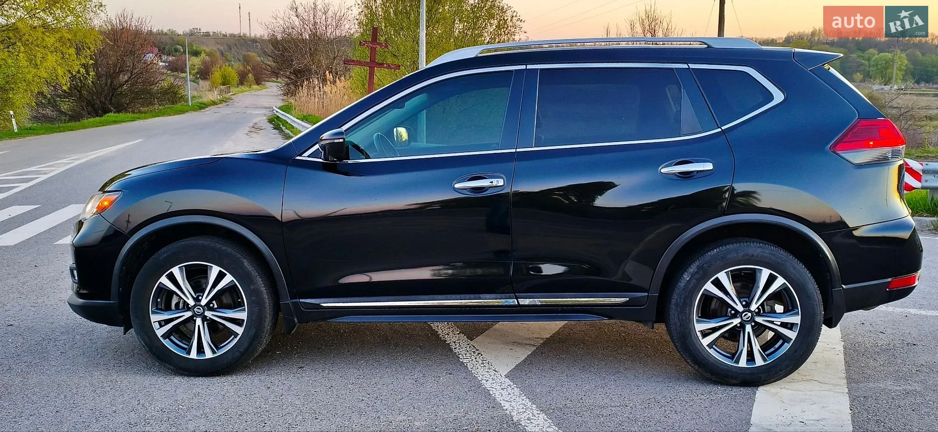 2017 Nissan Rogue - мініатюра 2