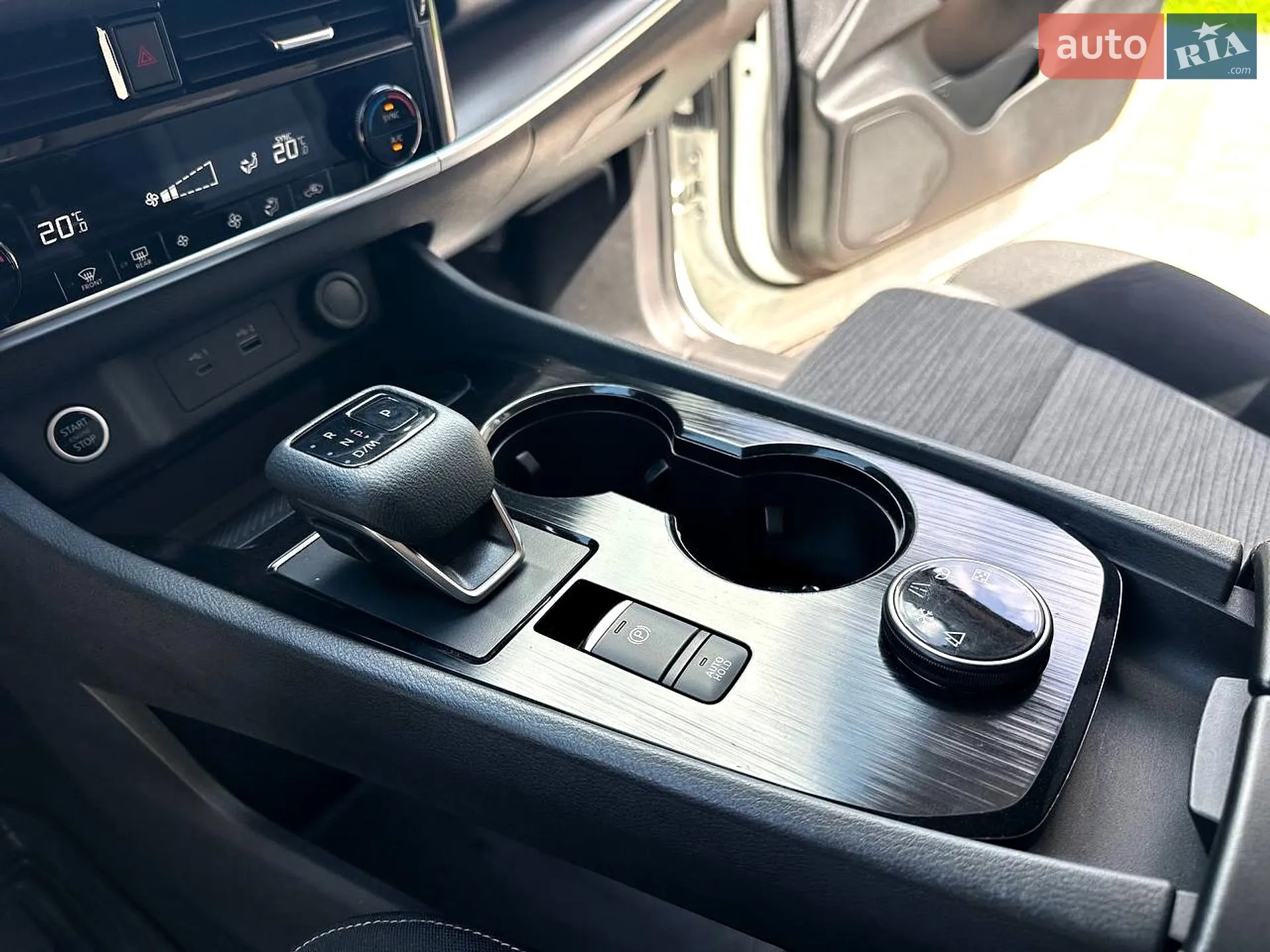 2021 Nissan Rogue - мініатюра 21