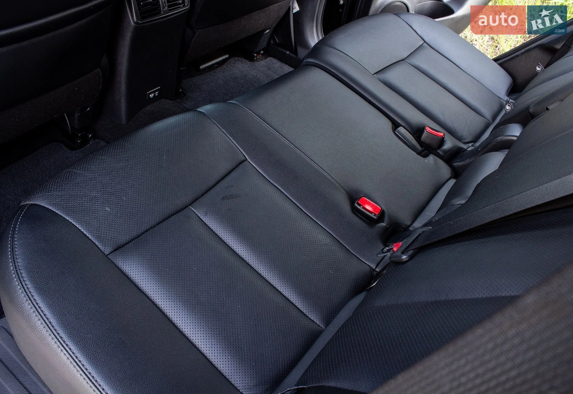 2019 Nissan Rogue - мініатюра 10