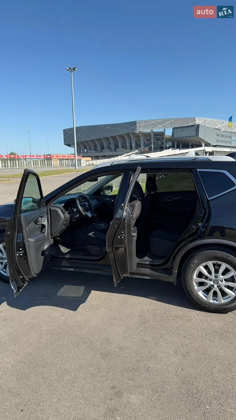 2017 Nissan Rogue - мініатюра 9