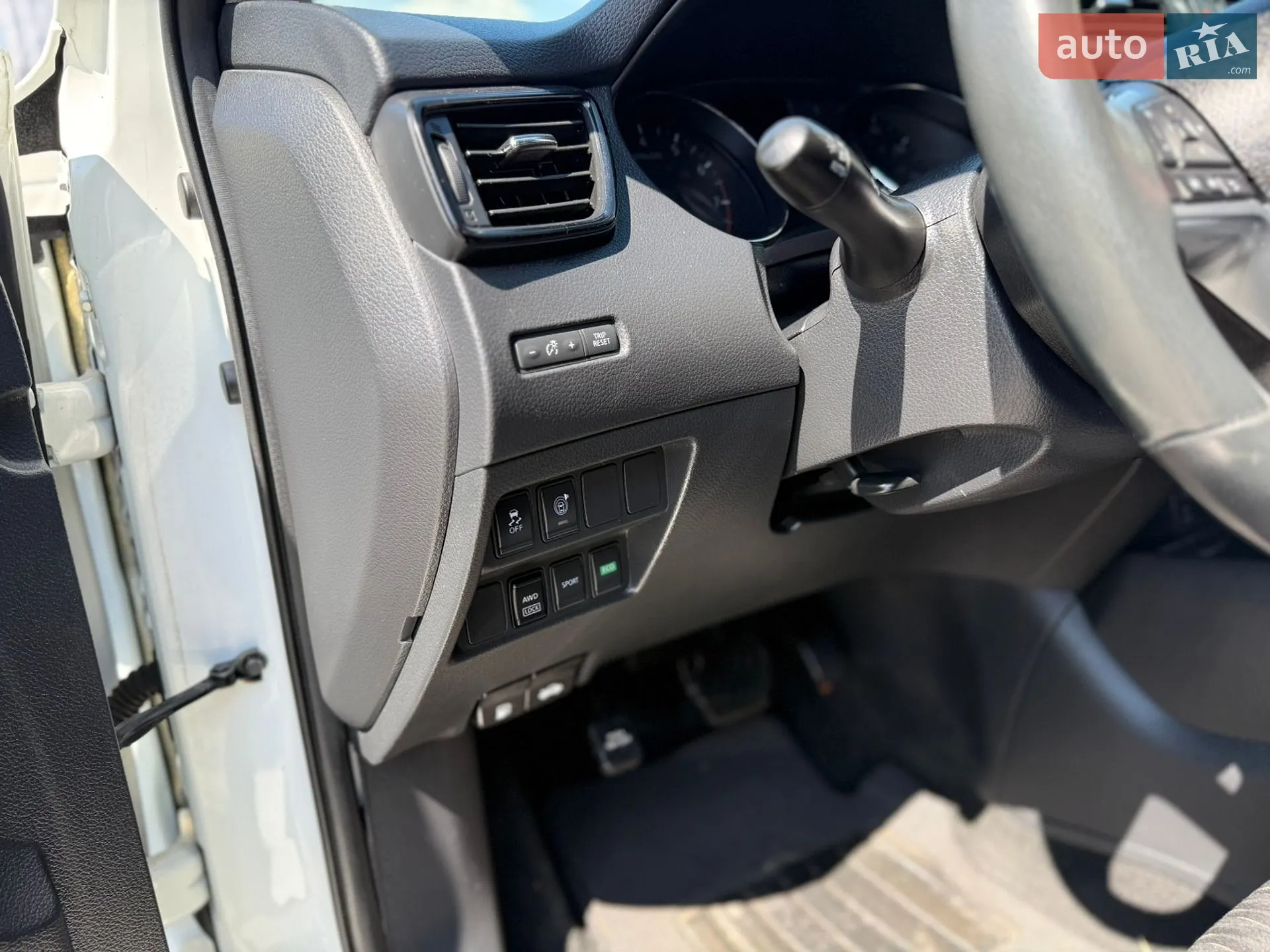 2017 Nissan Rogue - мініатюра 25