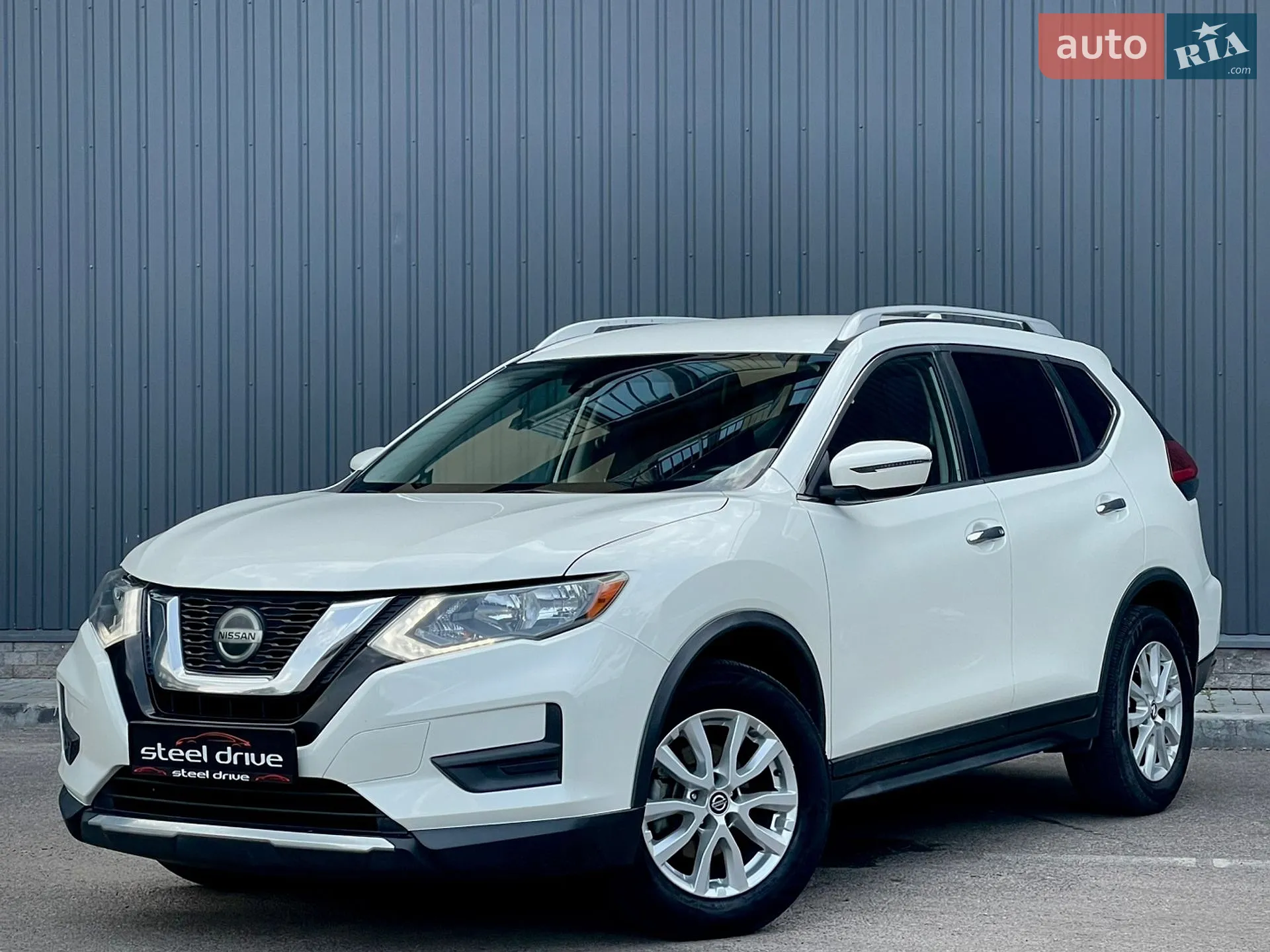 2018 Nissan Rogue - фото 1