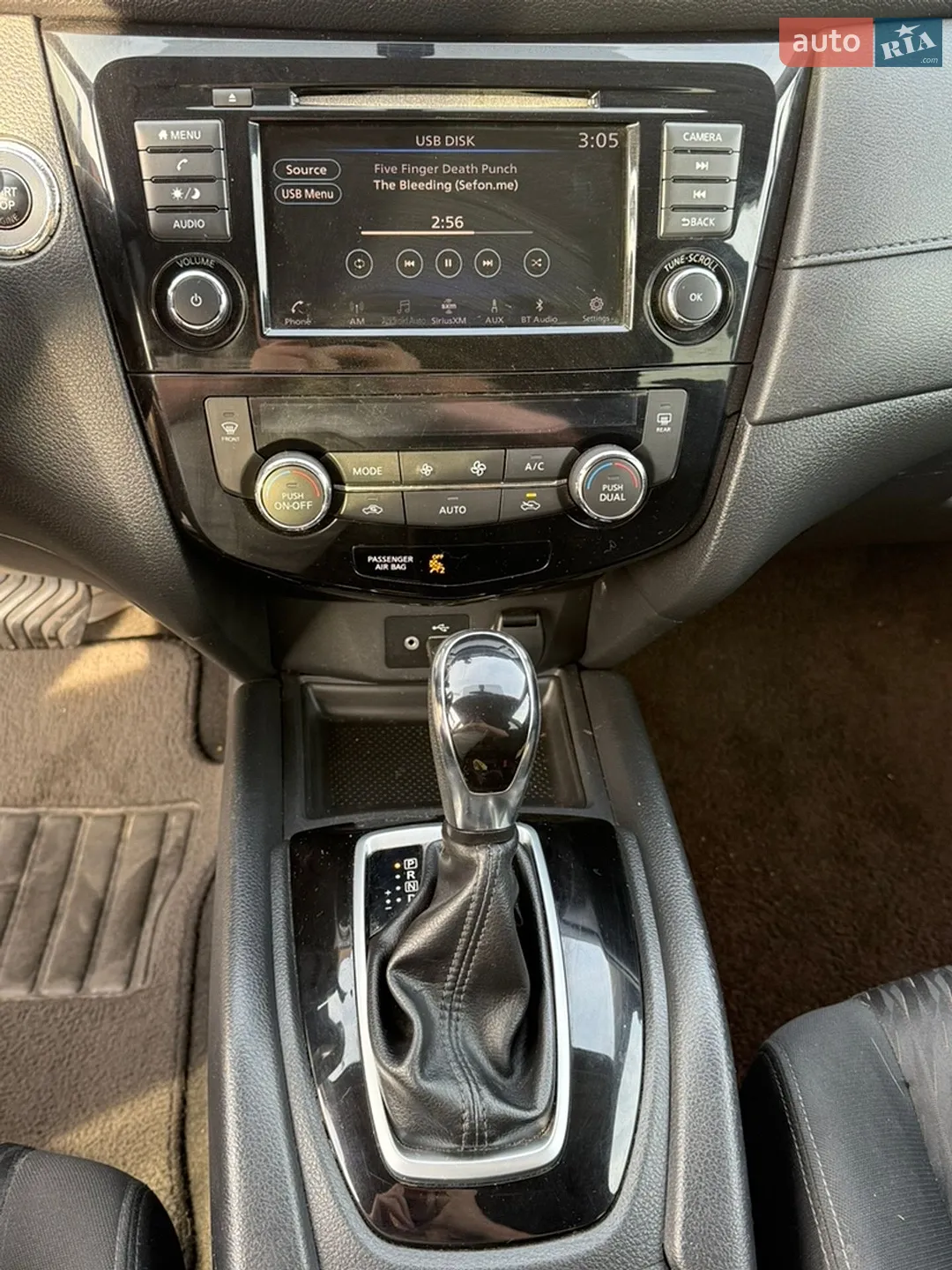 2018 Nissan Rogue - мініатюра 17
