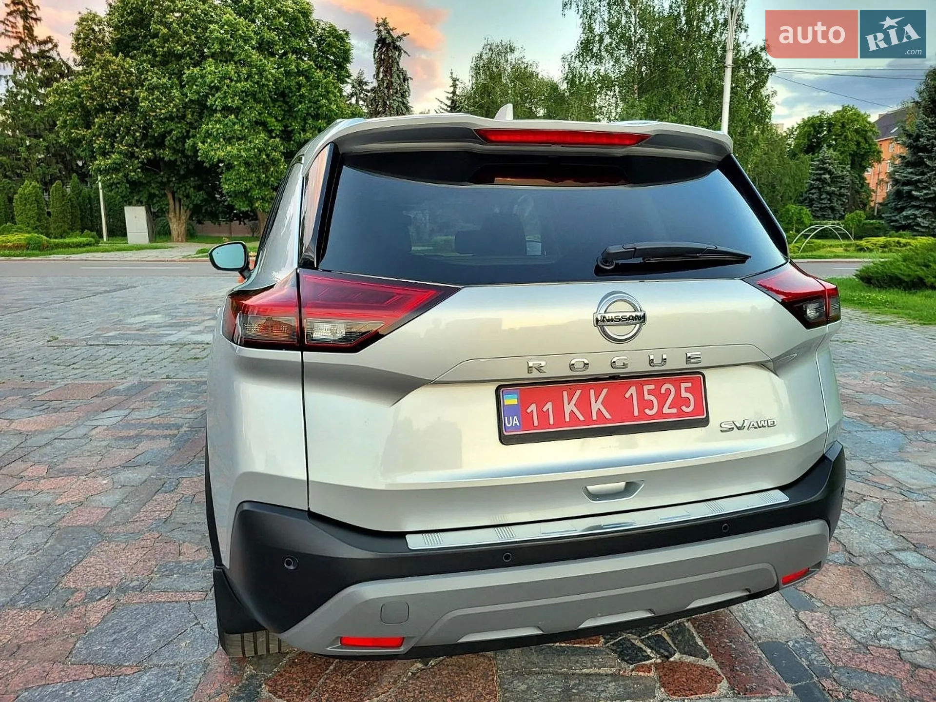 2021 Nissan Rogue - мініатюра 12