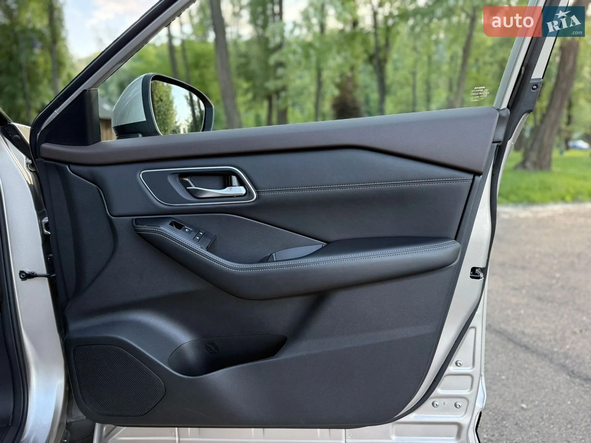 2021 Nissan Rogue - мініатюра 38