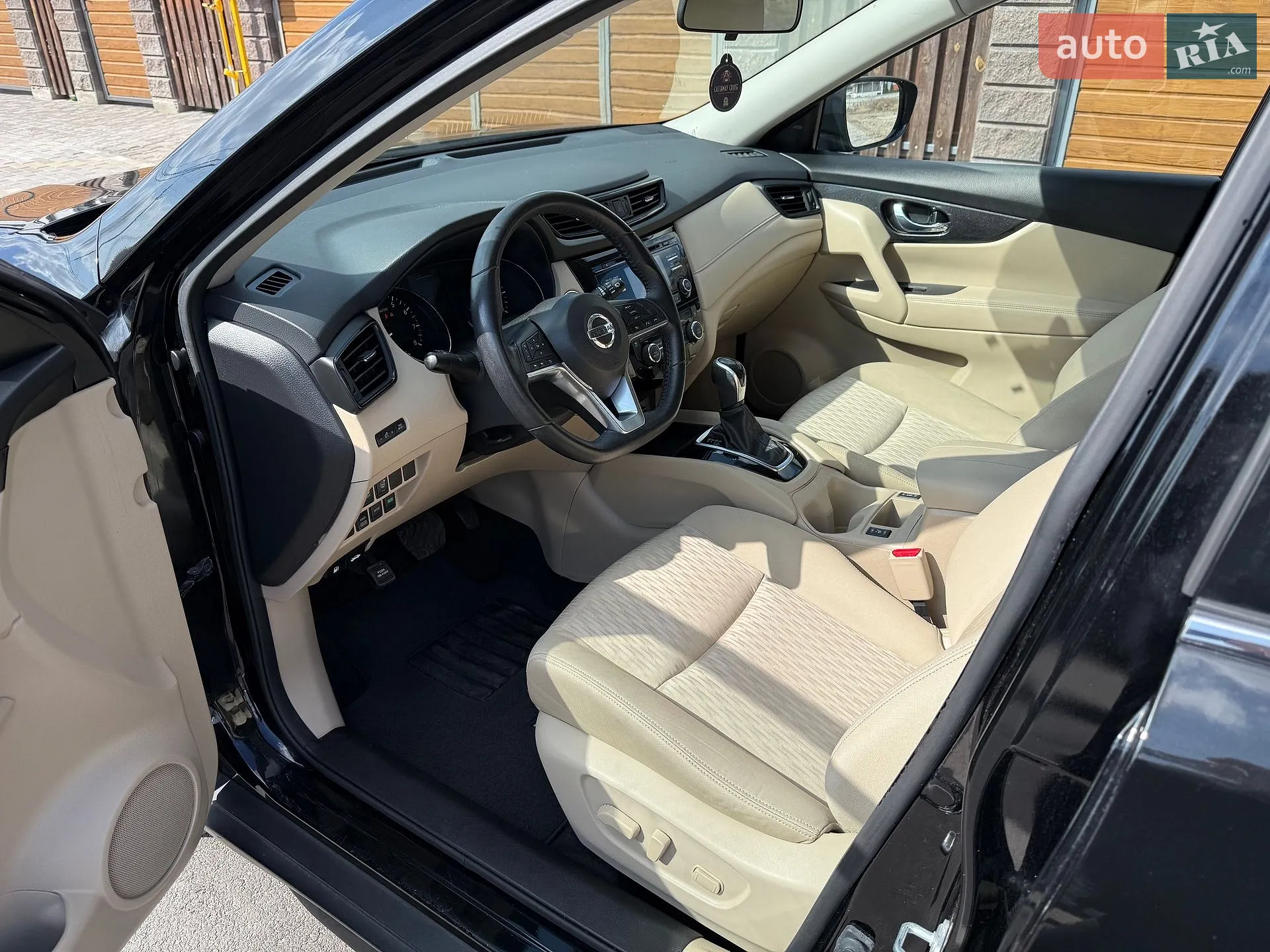 2017 Nissan Rogue - мініатюра 16