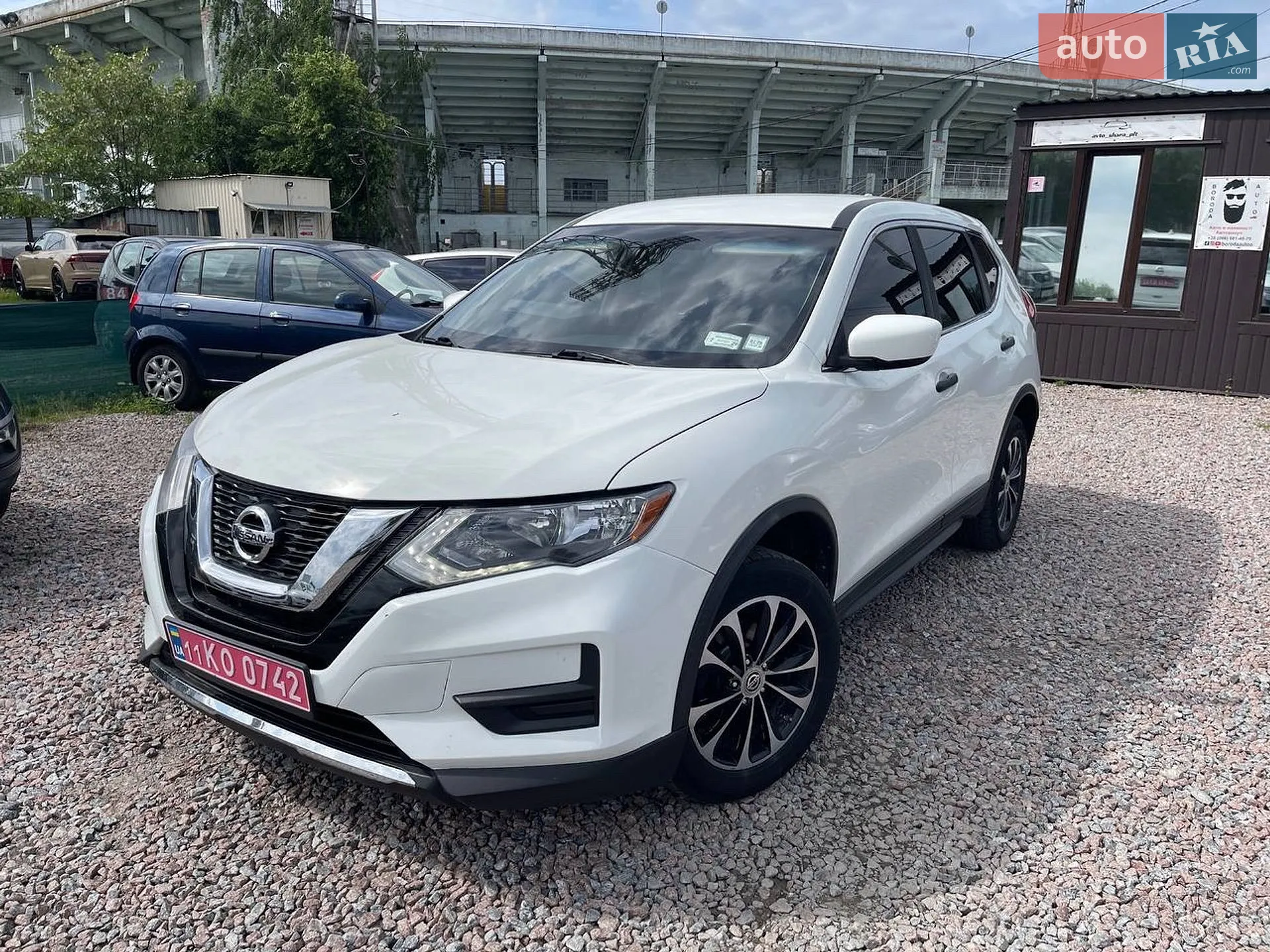 2017 Nissan Rogue - фото 1