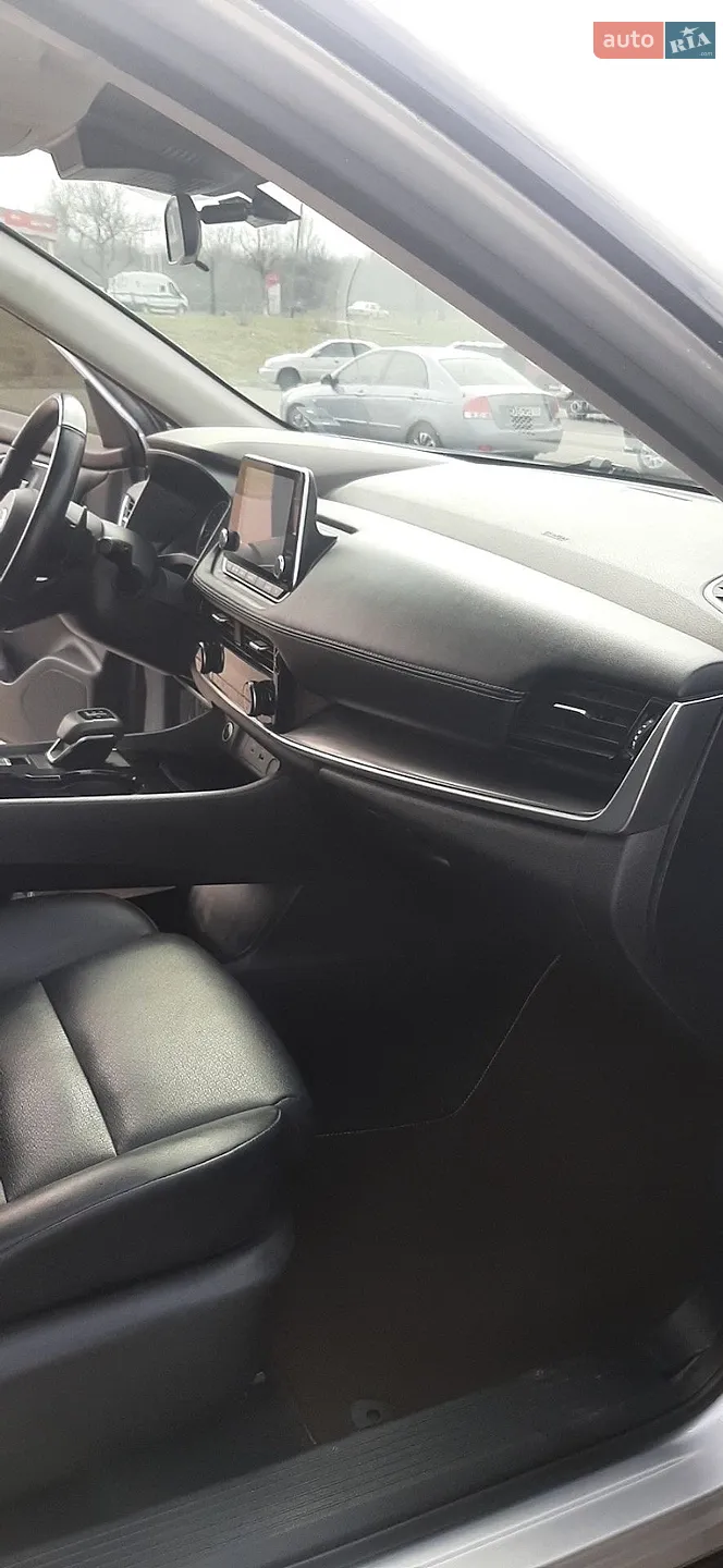 2021 Nissan Rogue - мініатюра 15