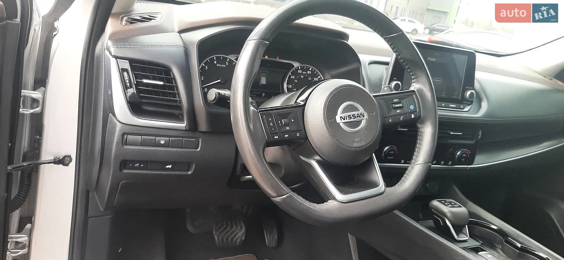 2021 Nissan Rogue - мініатюра 16
