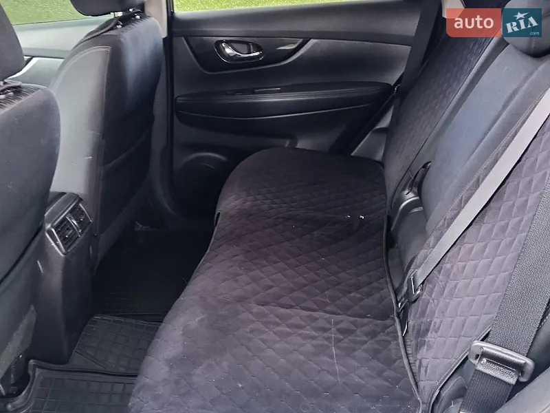 Nissan Rogue 2017 VIN 5N1AT2MV6HC781450 фото оголошення 10 з 53