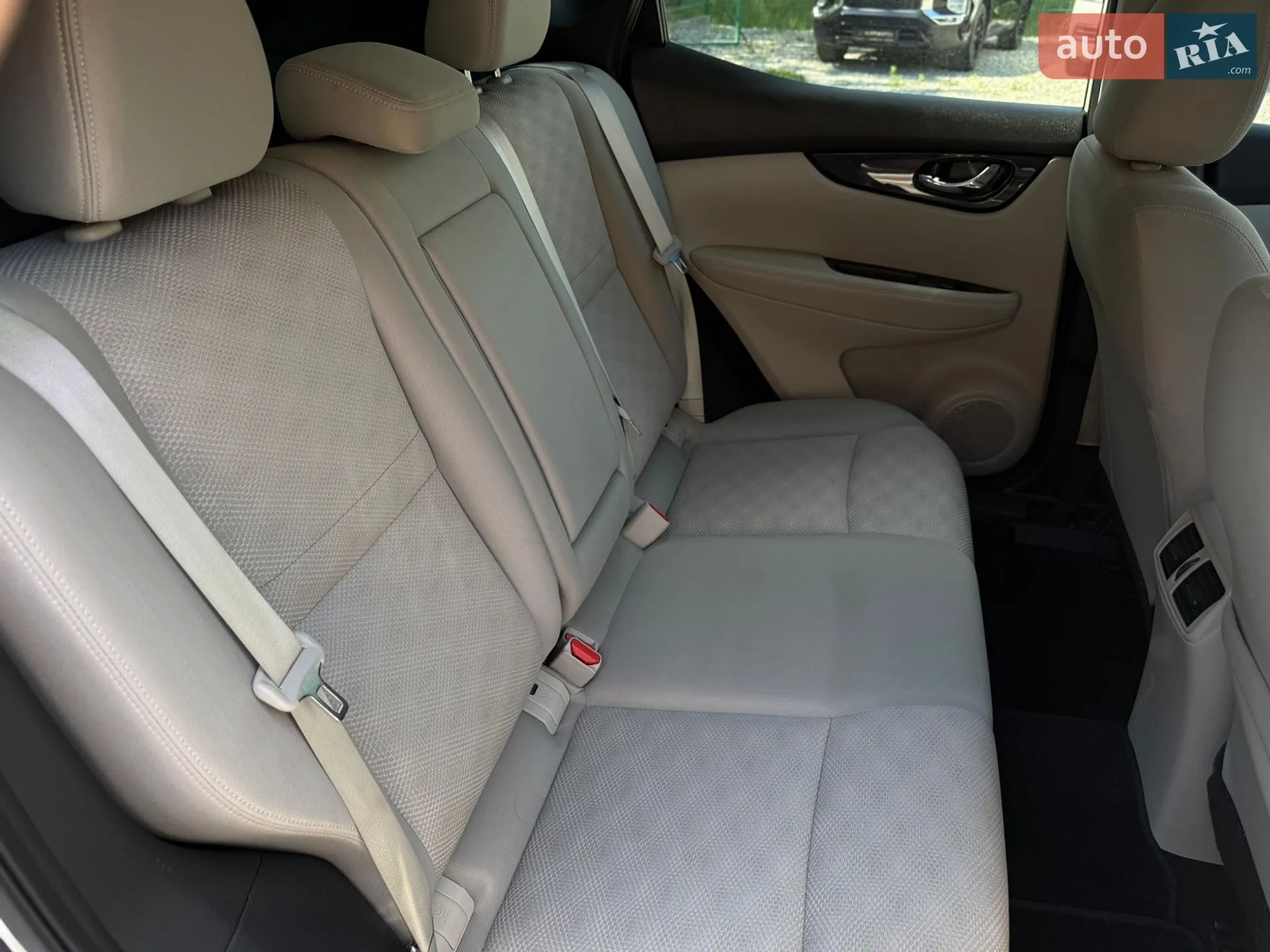 2019 Nissan Rogue - мініатюра 15