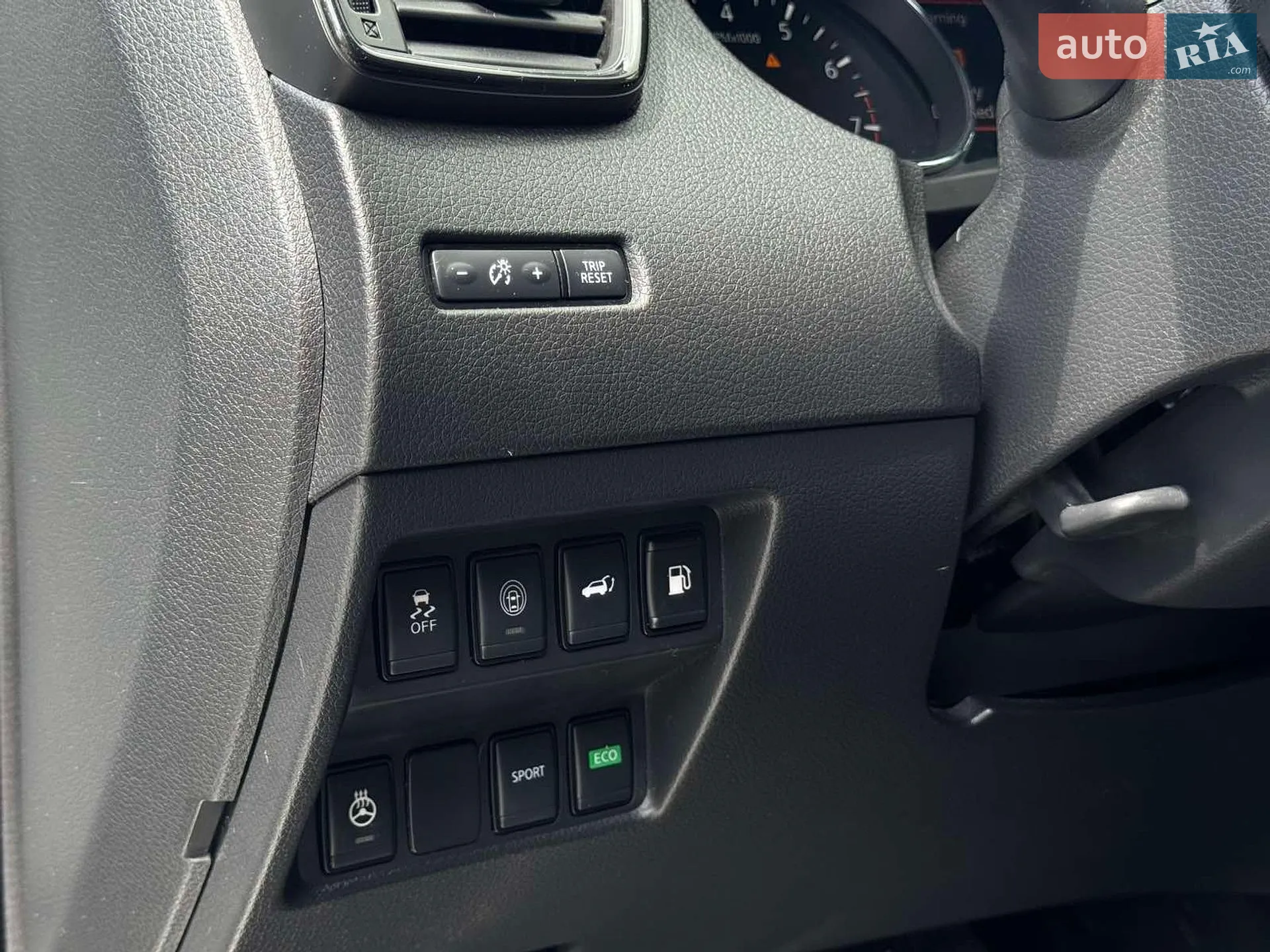 2018 Nissan Rogue - мініатюра 15
