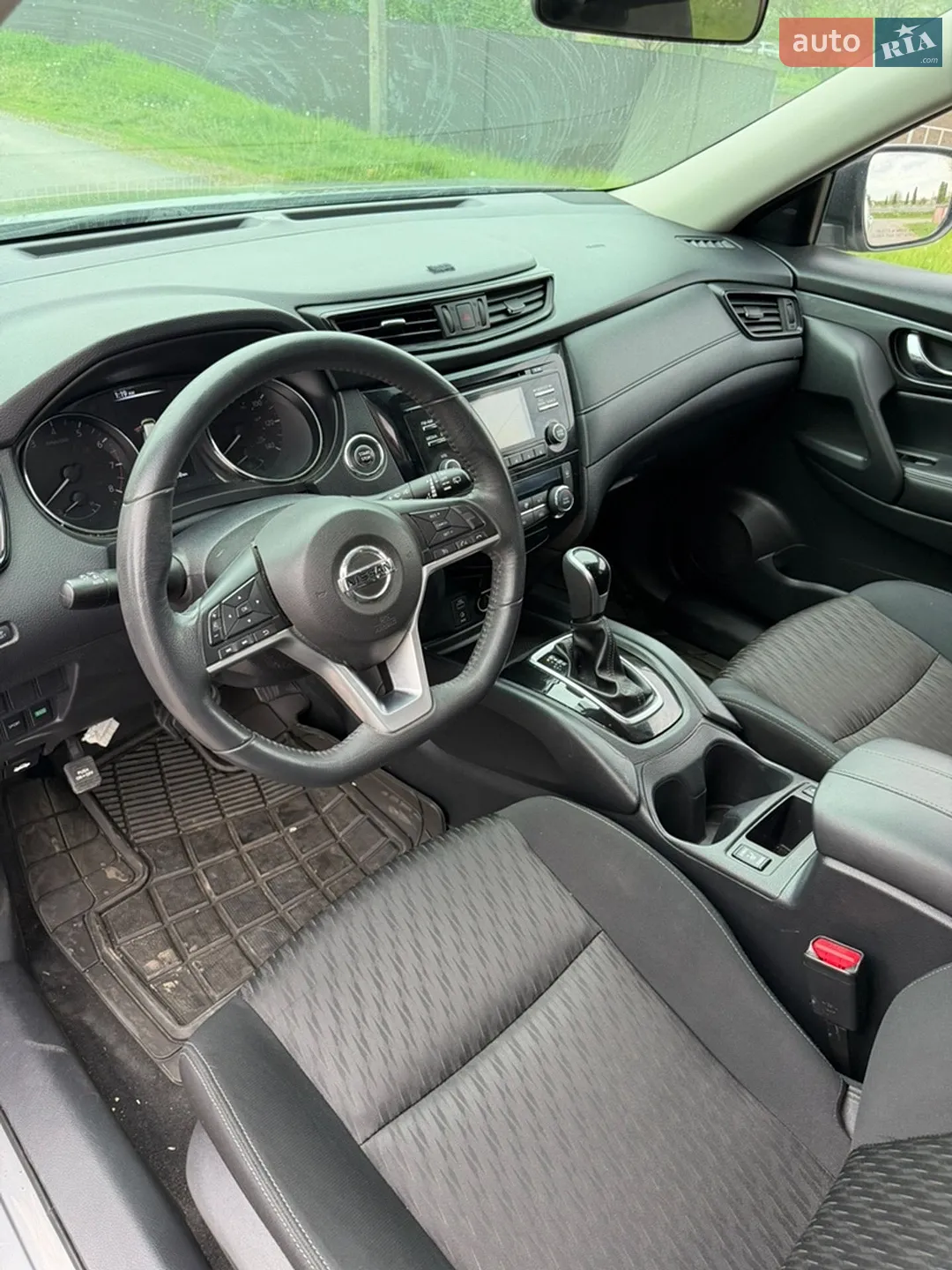 2017 Nissan Rogue - мініатюра 8