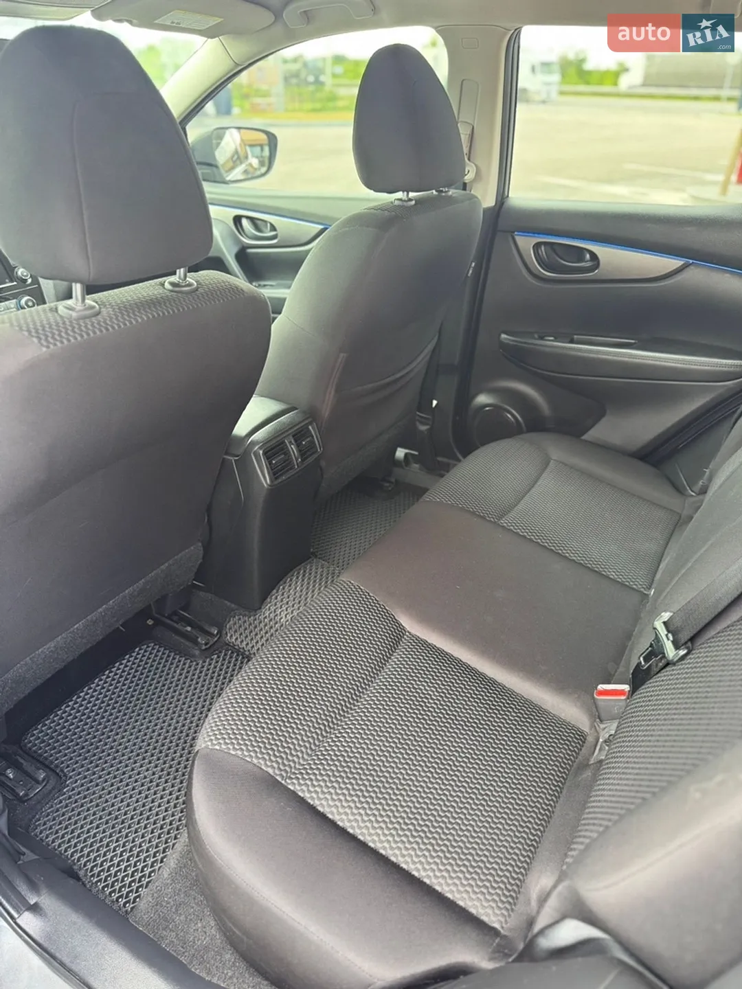 2019 Nissan Rogue - мініатюра 18