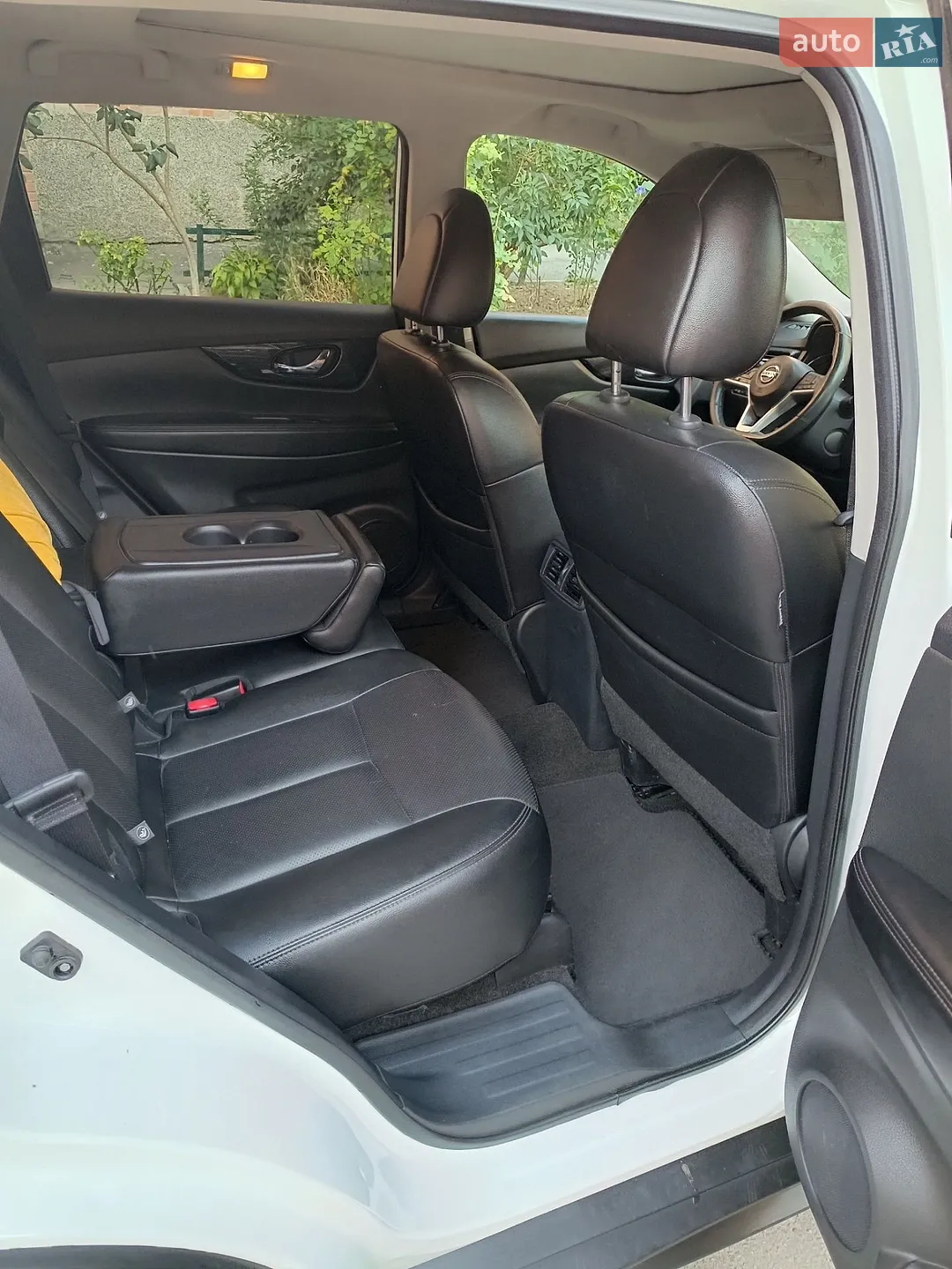 2017 Nissan Rogue - мініатюра 12