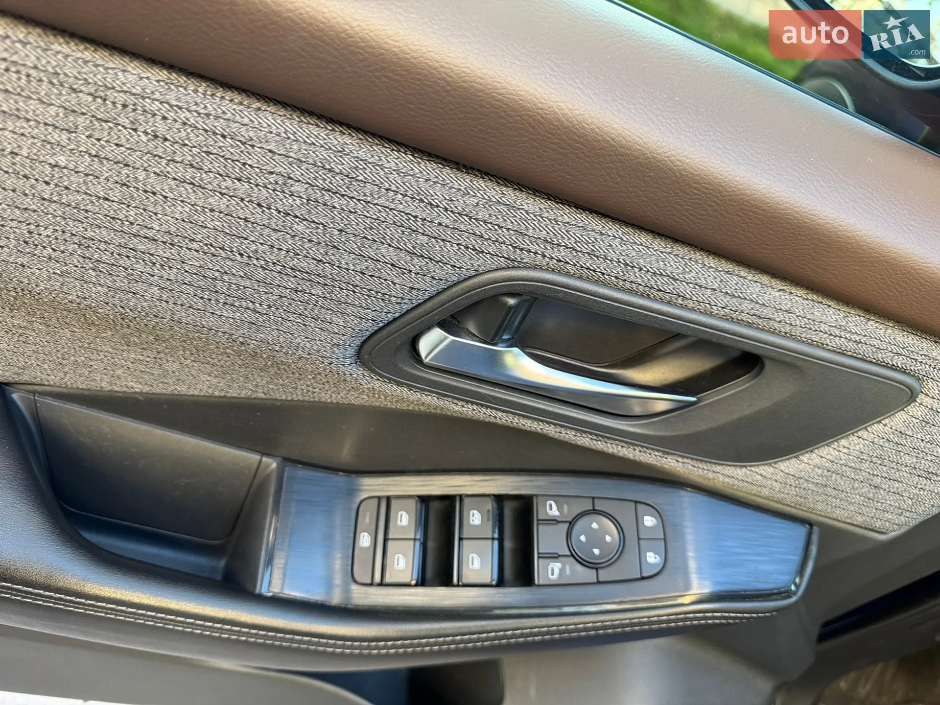 2021 Nissan Rogue - мініатюра 10
