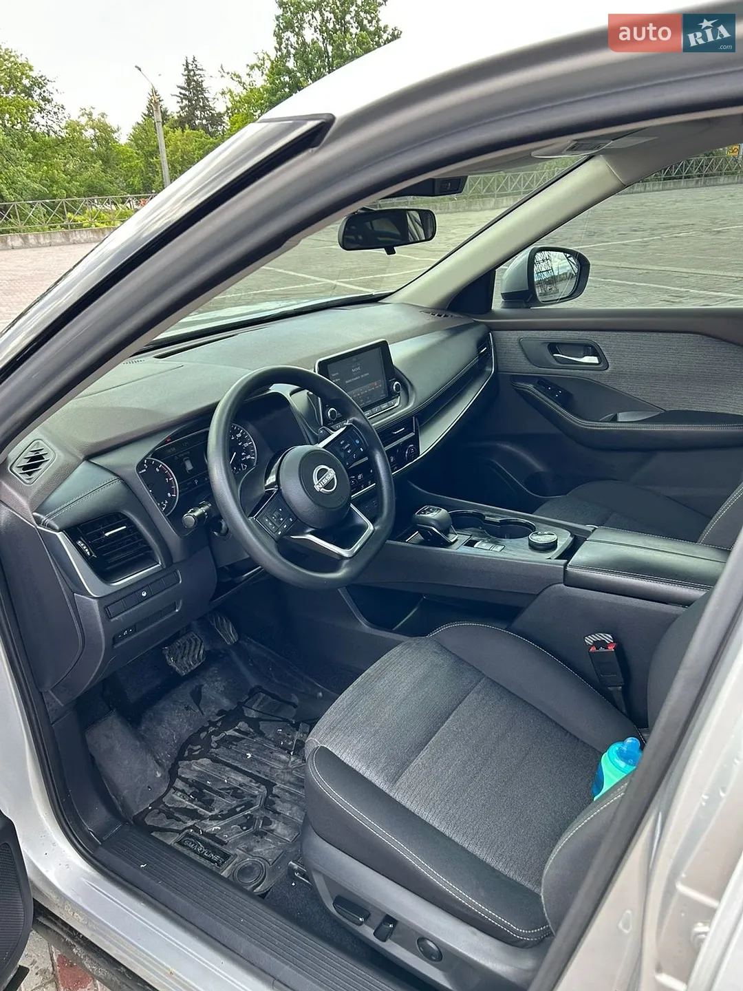 2021 Nissan Rogue - мініатюра 8