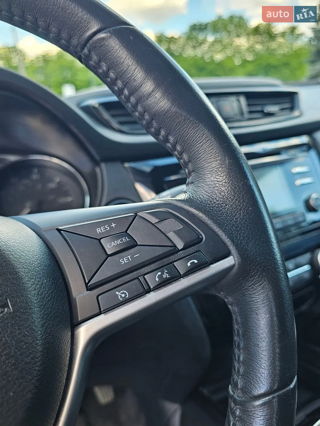 2017 Nissan Rogue - мініатюра 29