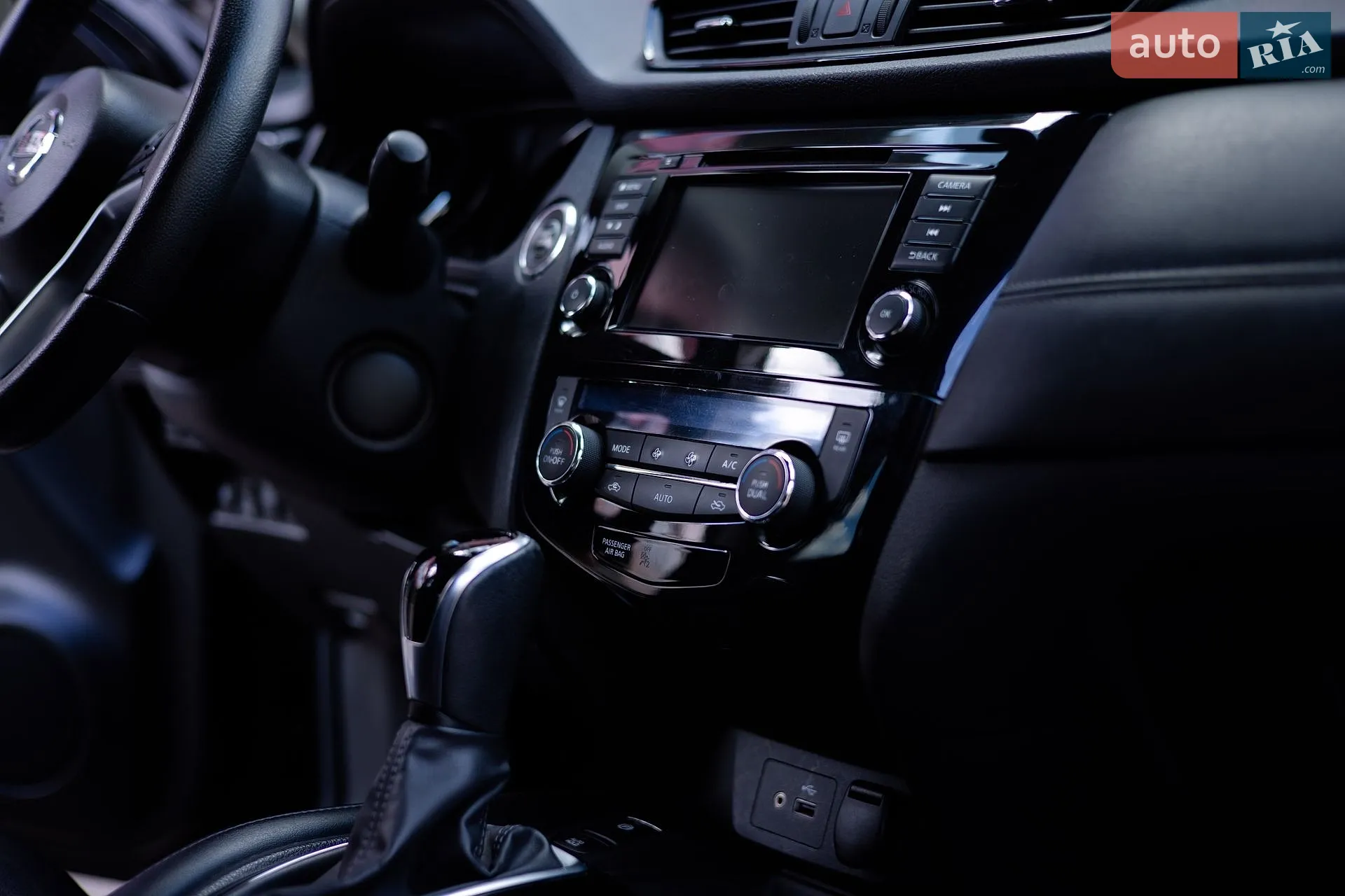 2019 Nissan Rogue - мініатюра 25