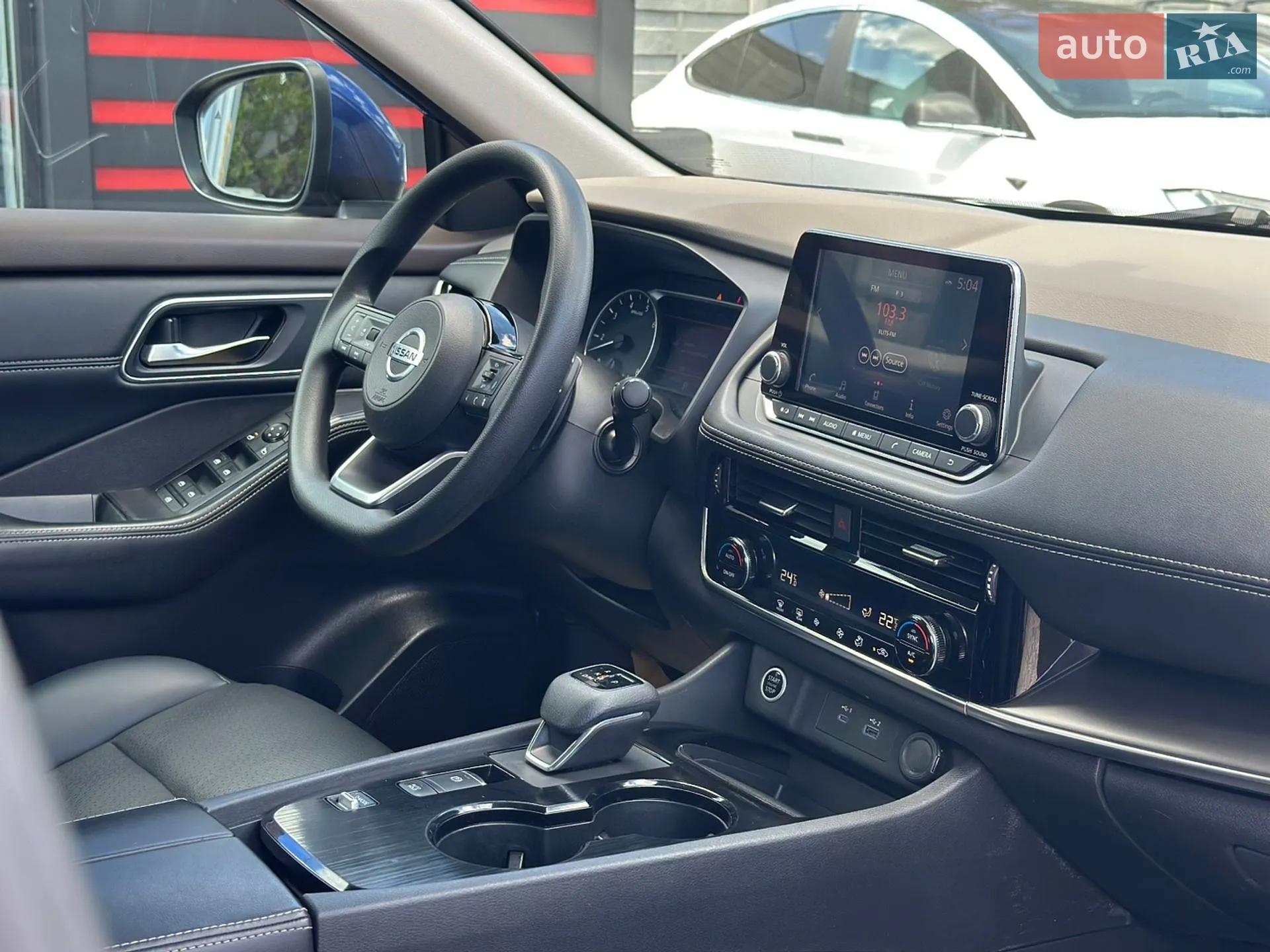 2021 Nissan Rogue - мініатюра 14