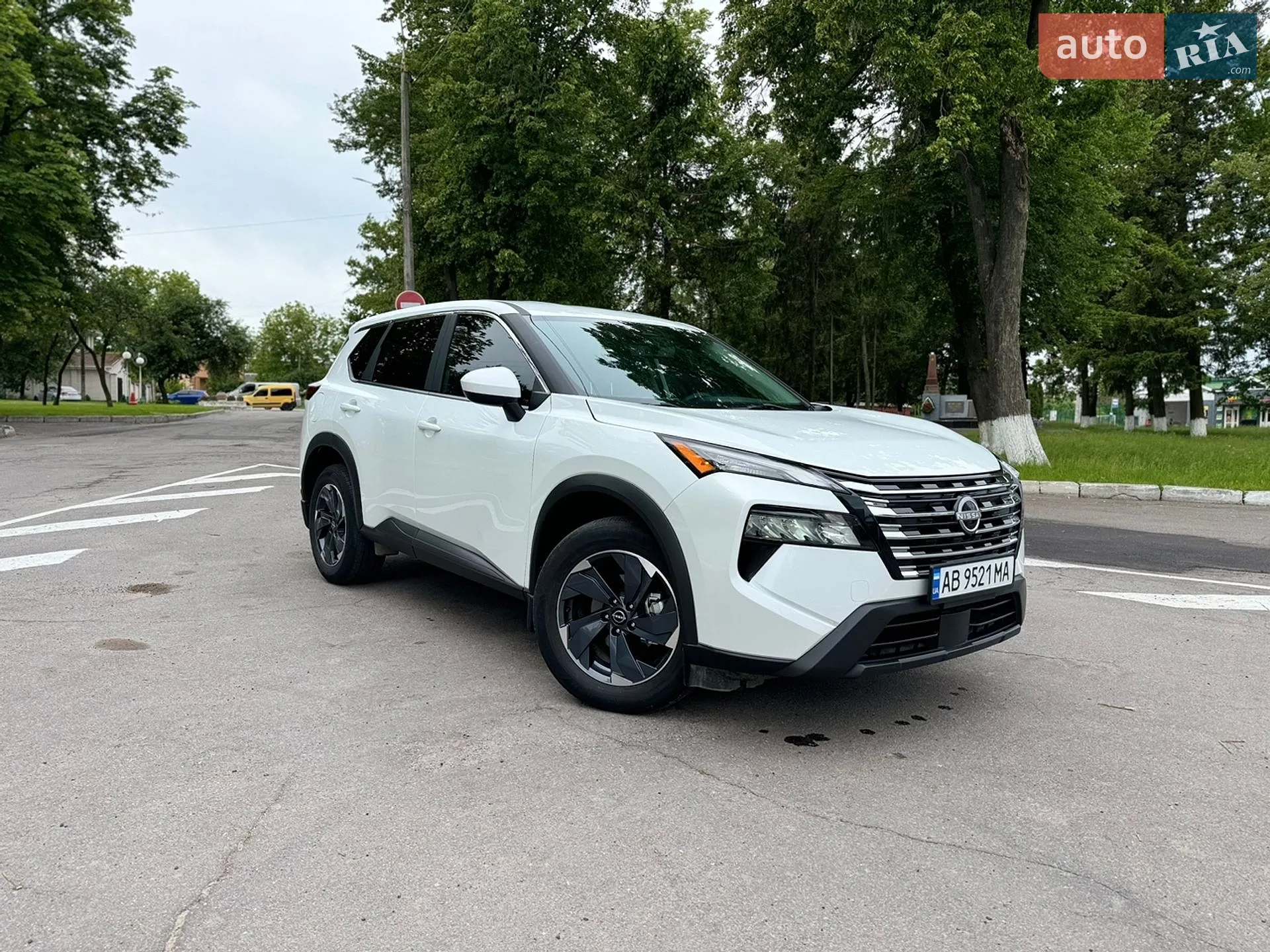 2024 Nissan Rogue - мініатюра 2