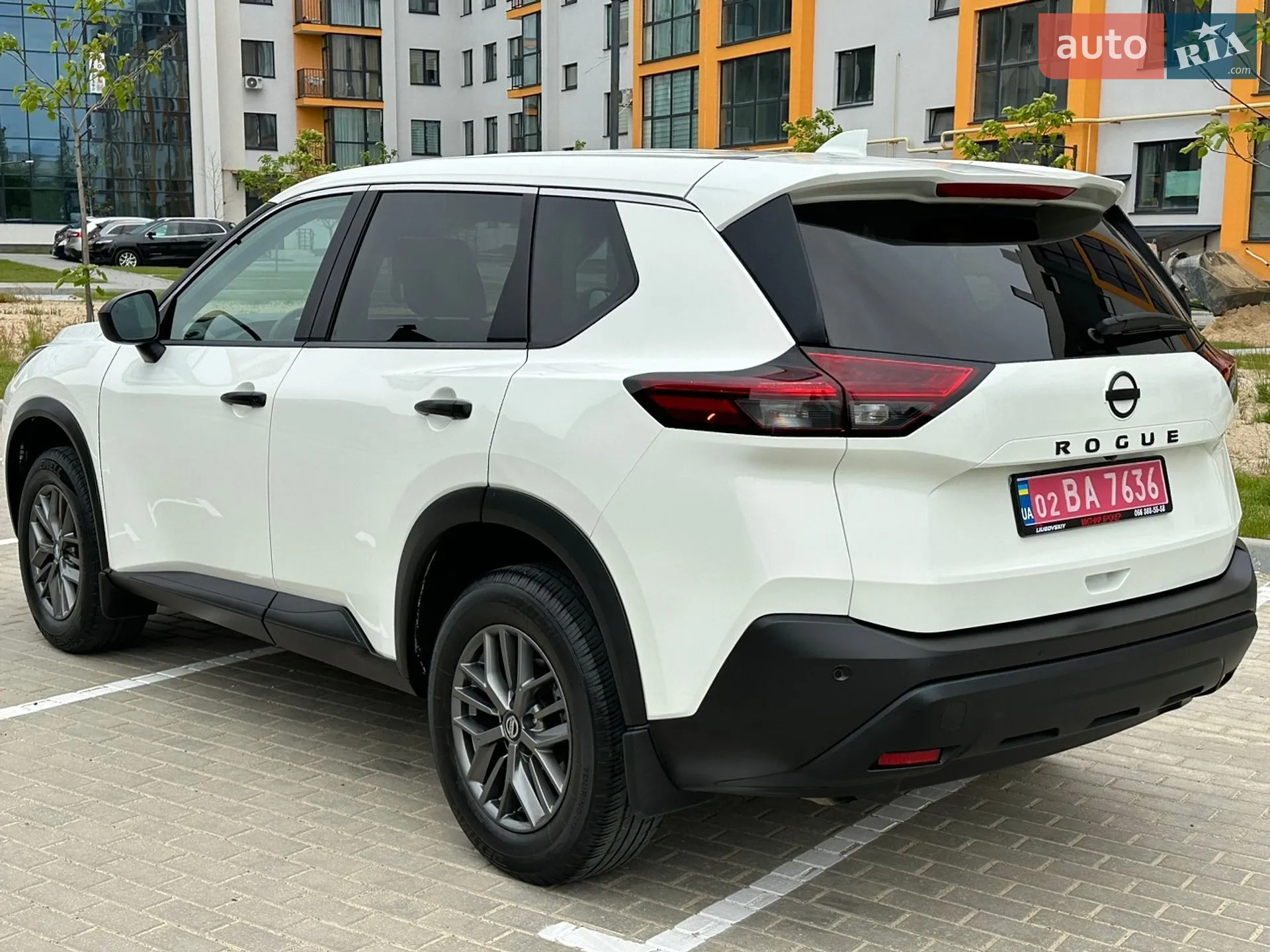 2021 Nissan Rogue - мініатюра 12