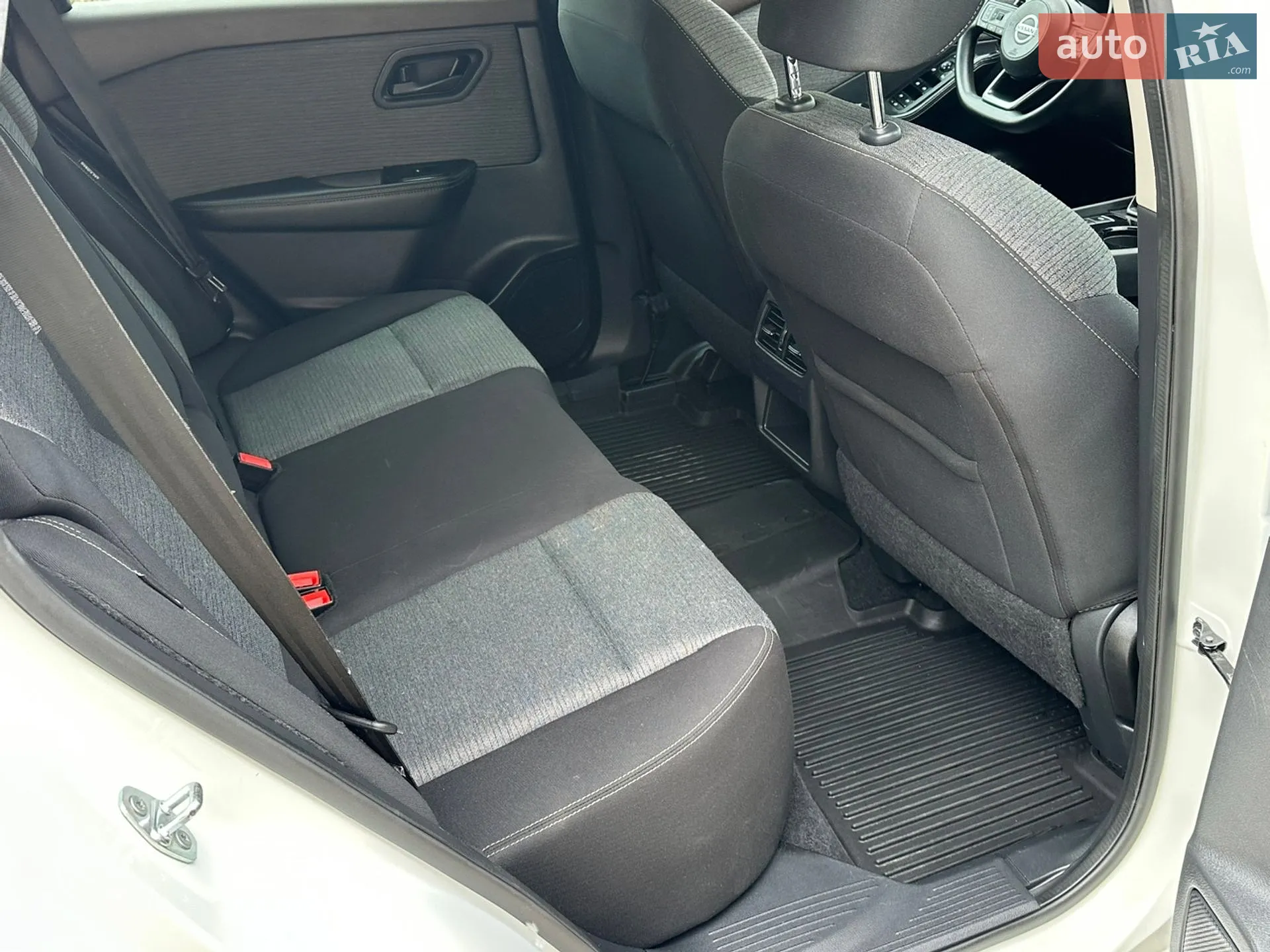 2021 Nissan Rogue - мініатюра 38