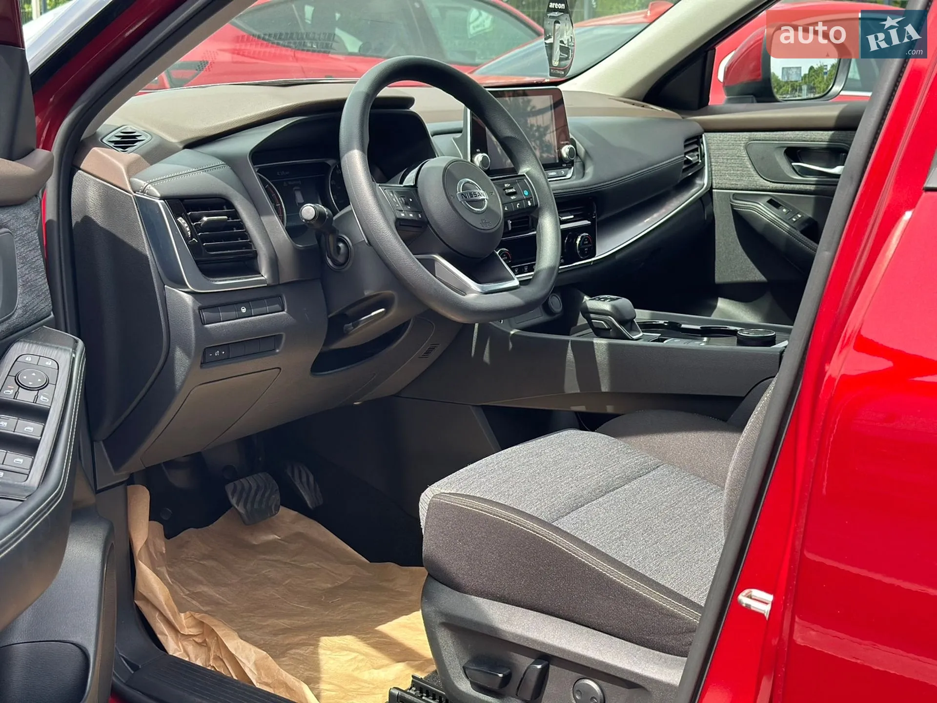2021 Nissan Rogue - мініатюра 16