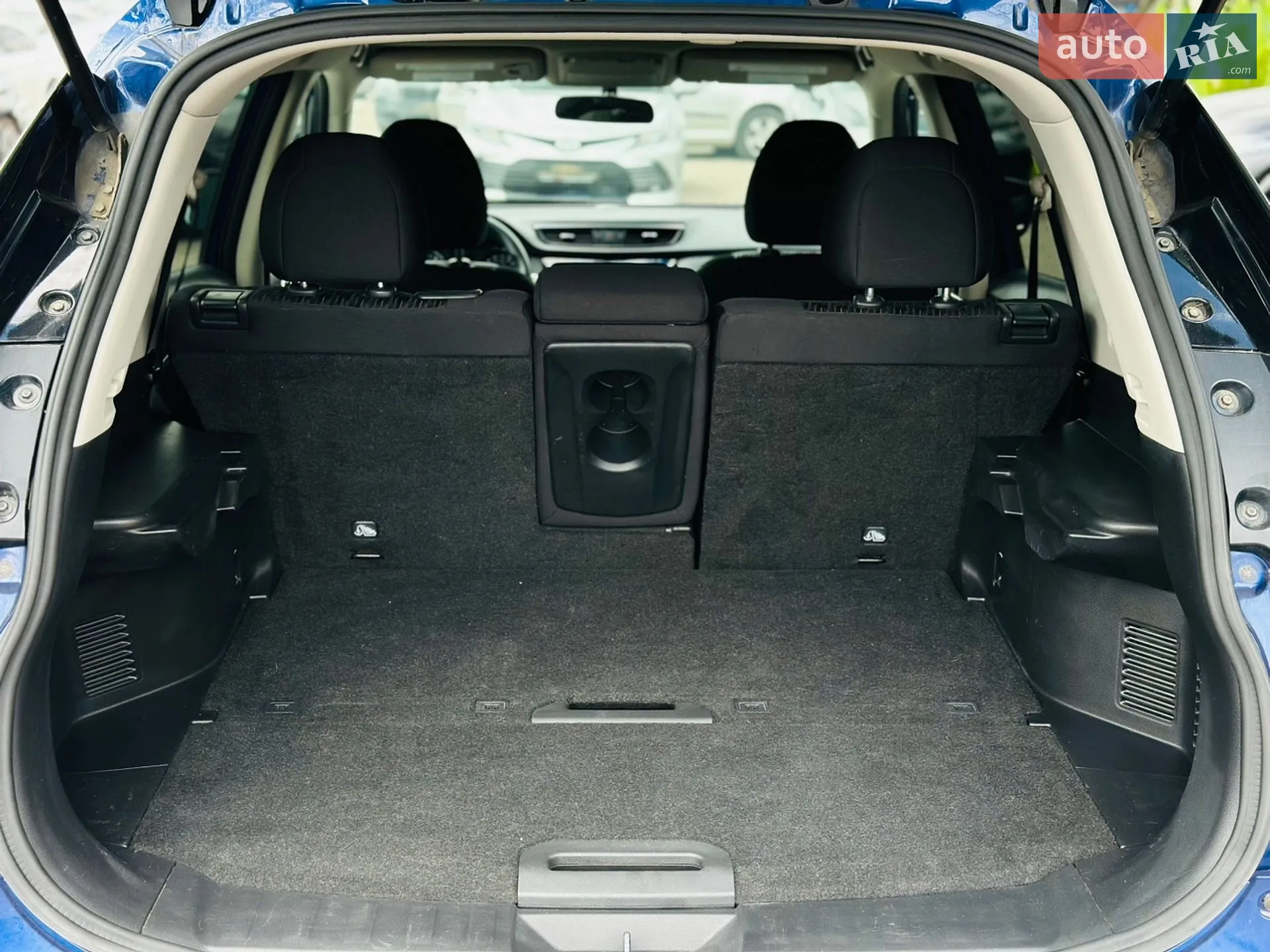 2017 Nissan Rogue - мініатюра 12