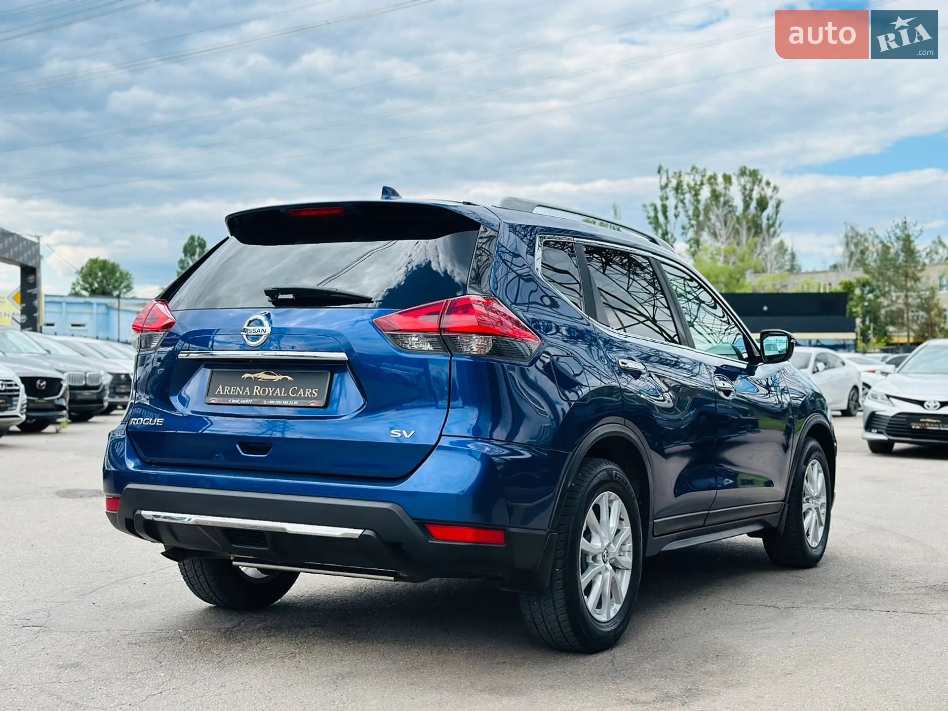 2017 Nissan Rogue - мініатюра 10