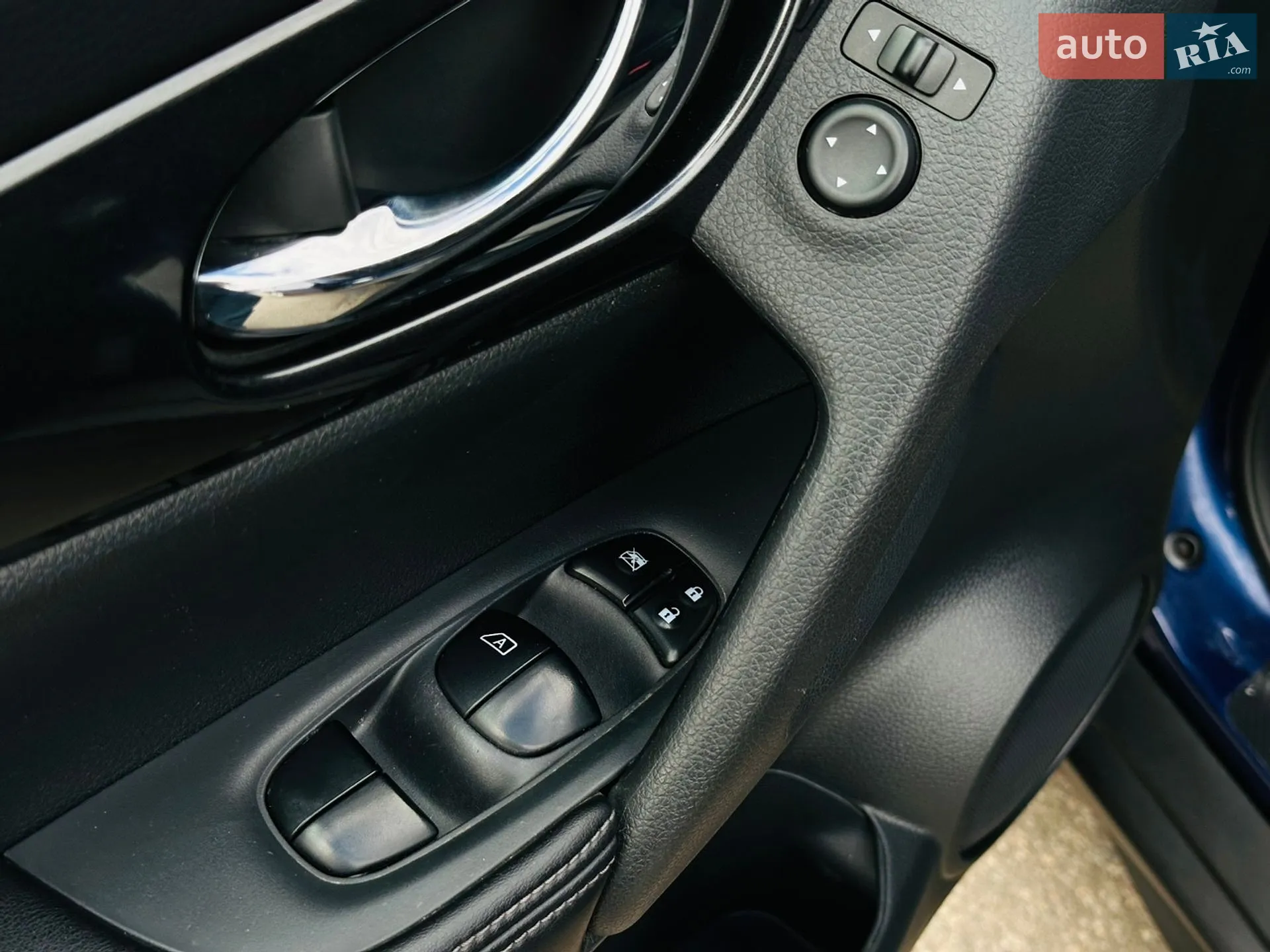 2017 Nissan Rogue - мініатюра 27