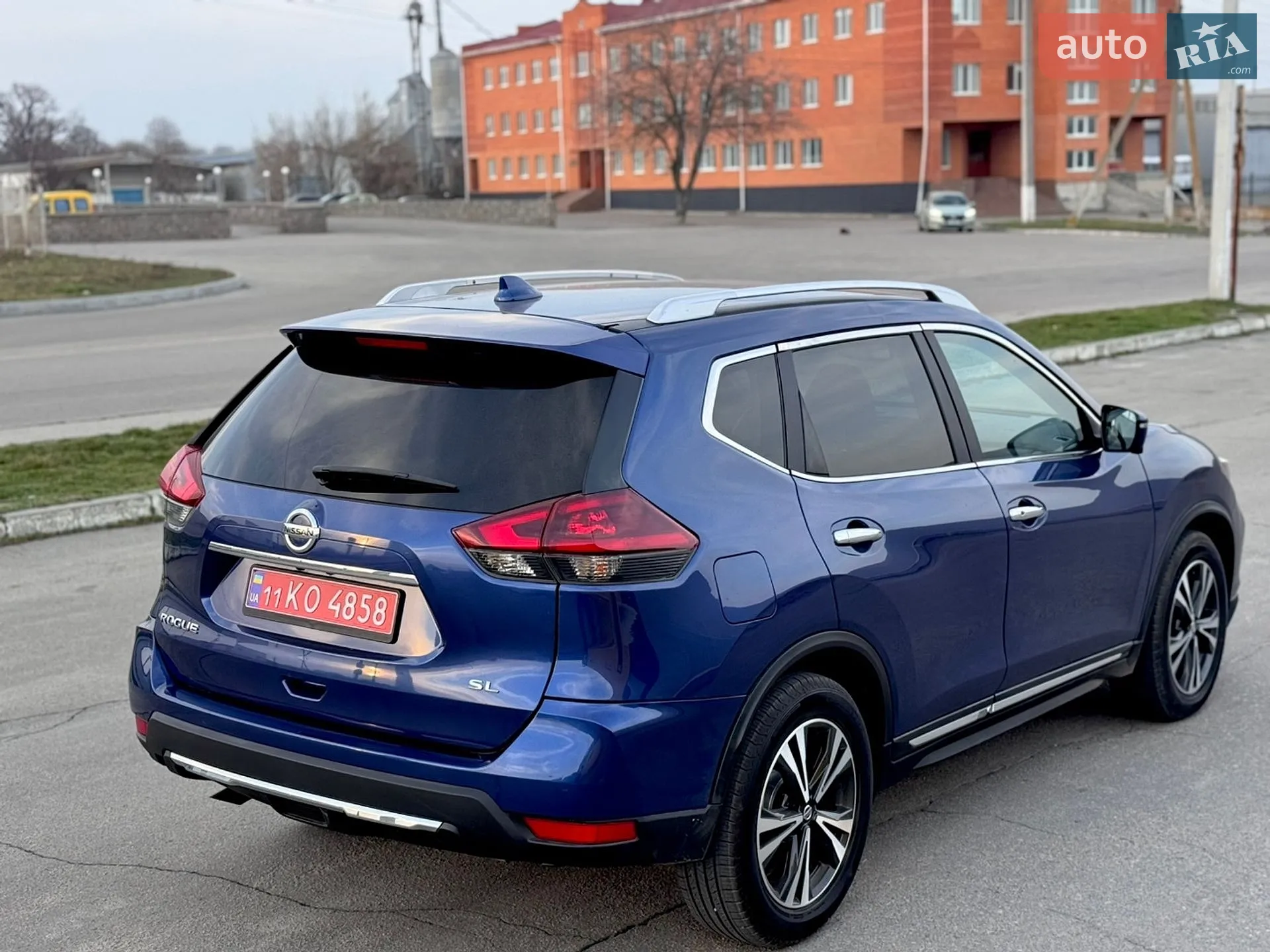 2018 Nissan Rogue - мініатюра 16