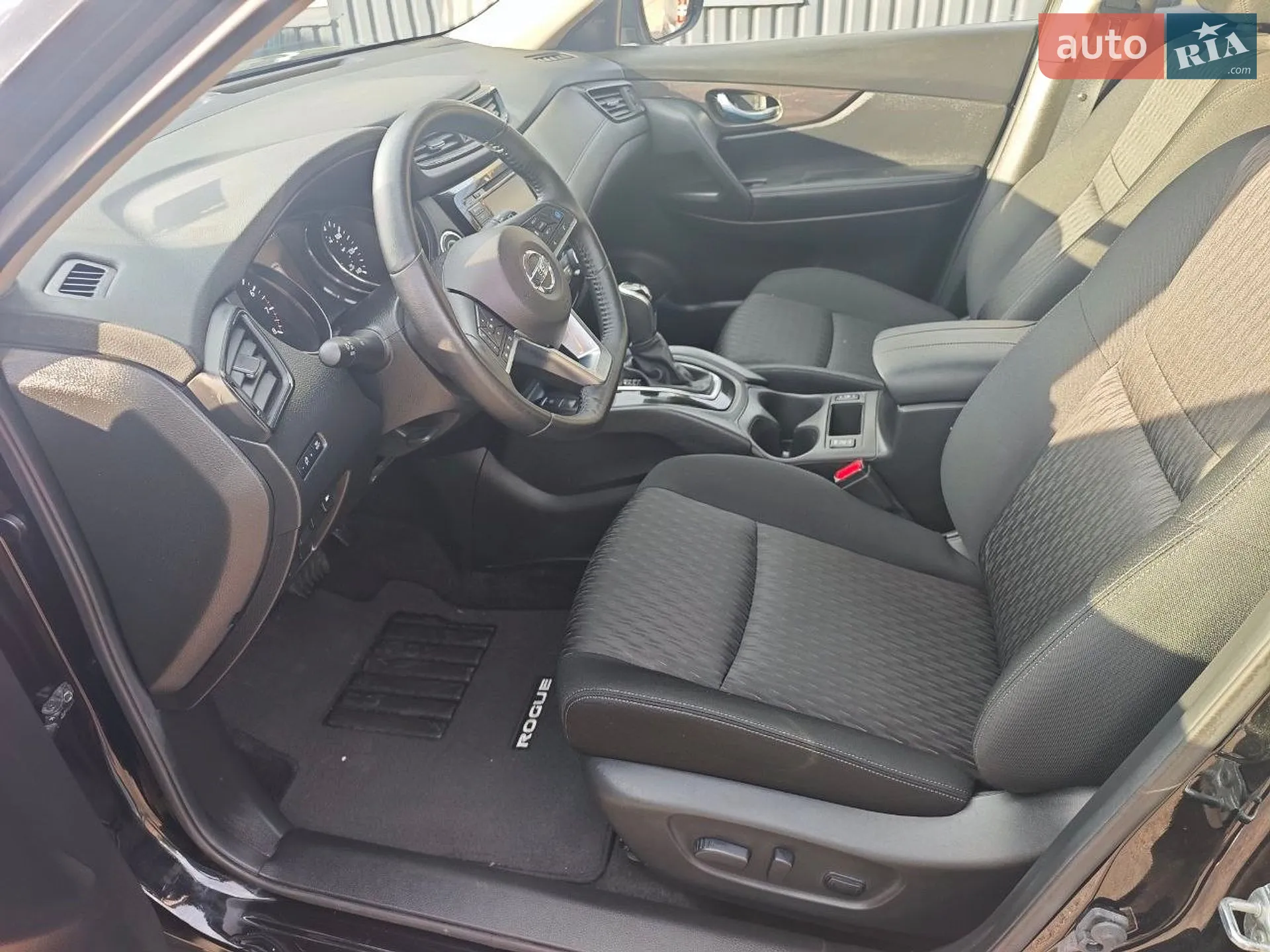 2018 Nissan Rogue - мініатюра 6