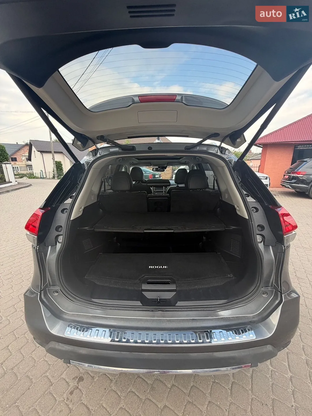 2017 Nissan Rogue - мініатюра 18
