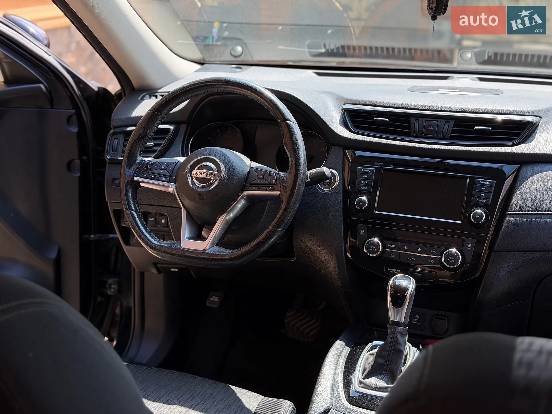 2018 Nissan Rogue - мініатюра 11