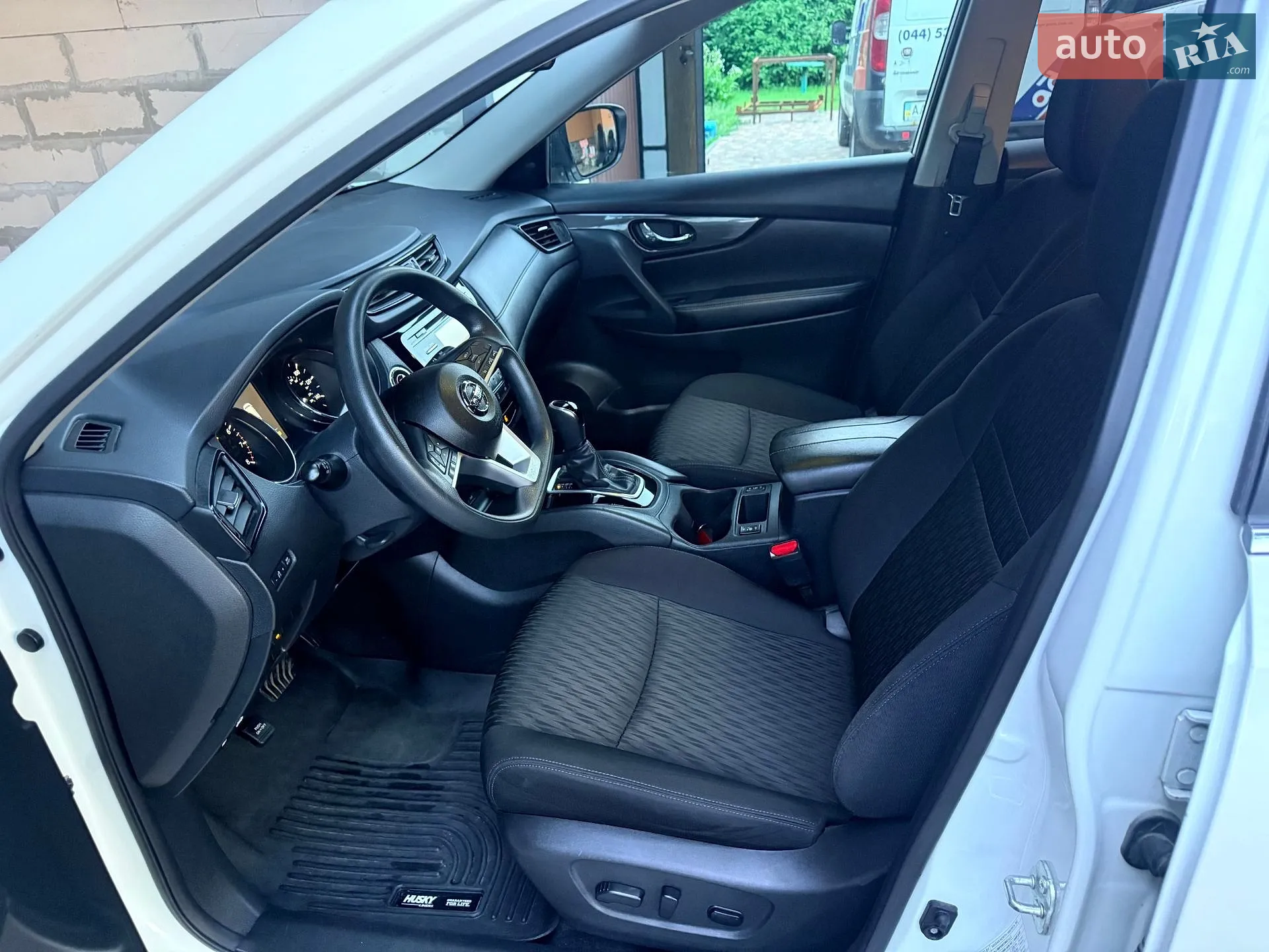 2017 Nissan Rogue - мініатюра 5