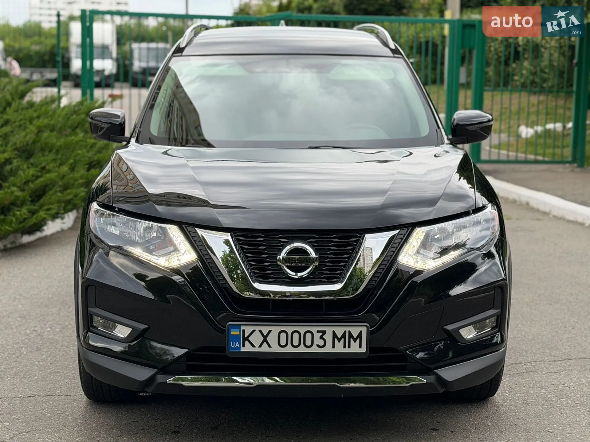 2017 Nissan Rogue - мініатюра 2