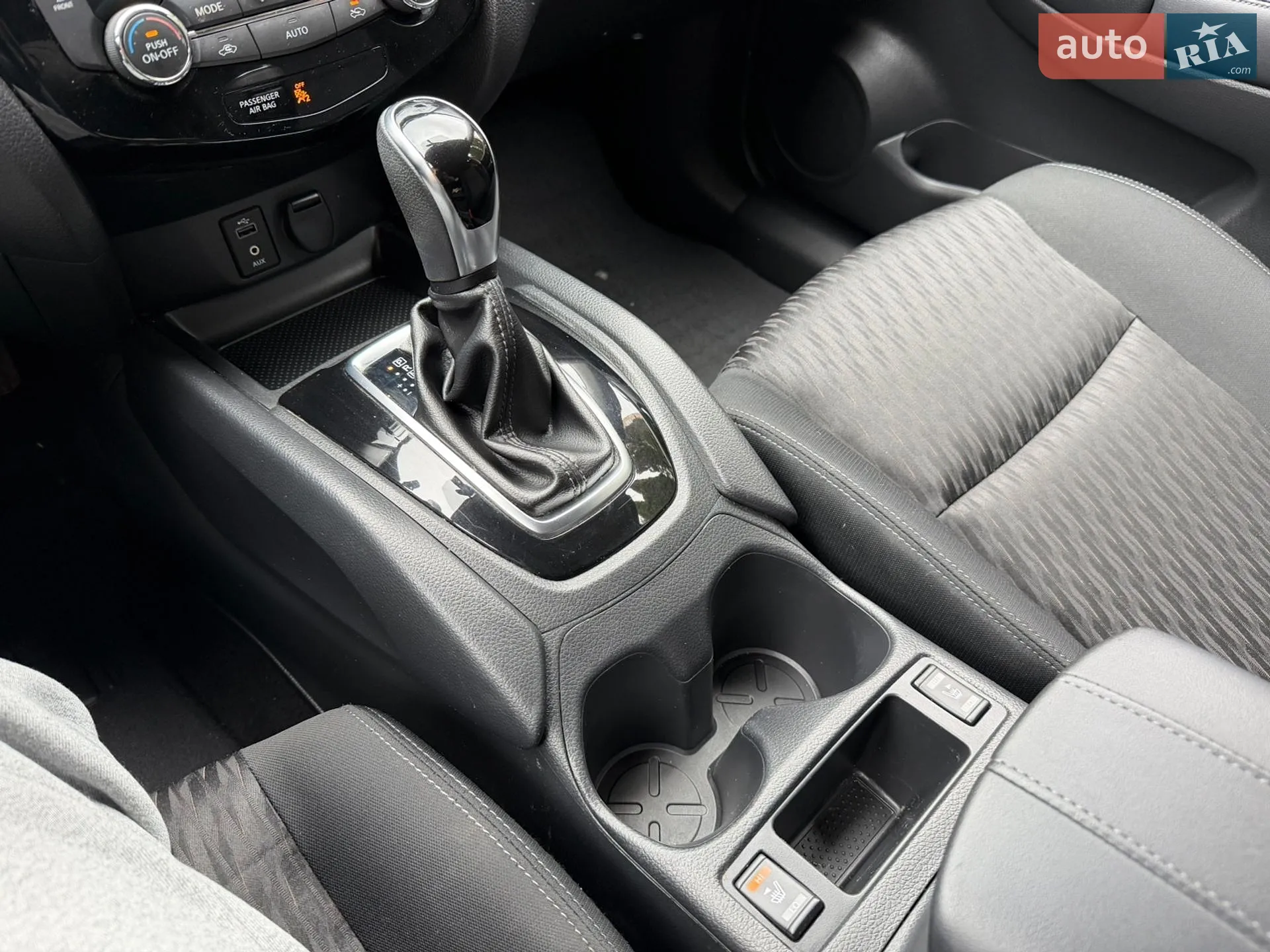 2017 Nissan Rogue - мініатюра 25