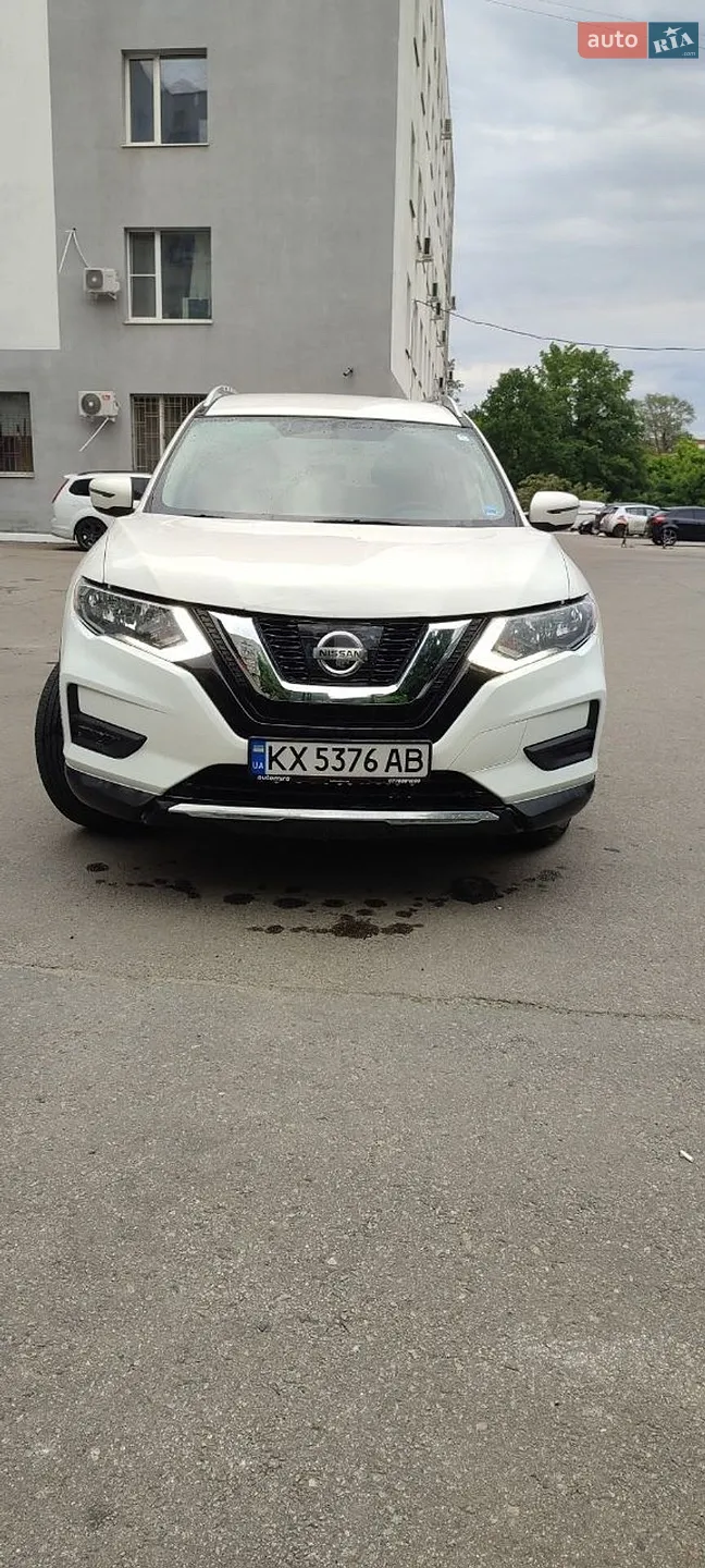 2017 Nissan Rogue - фото 1