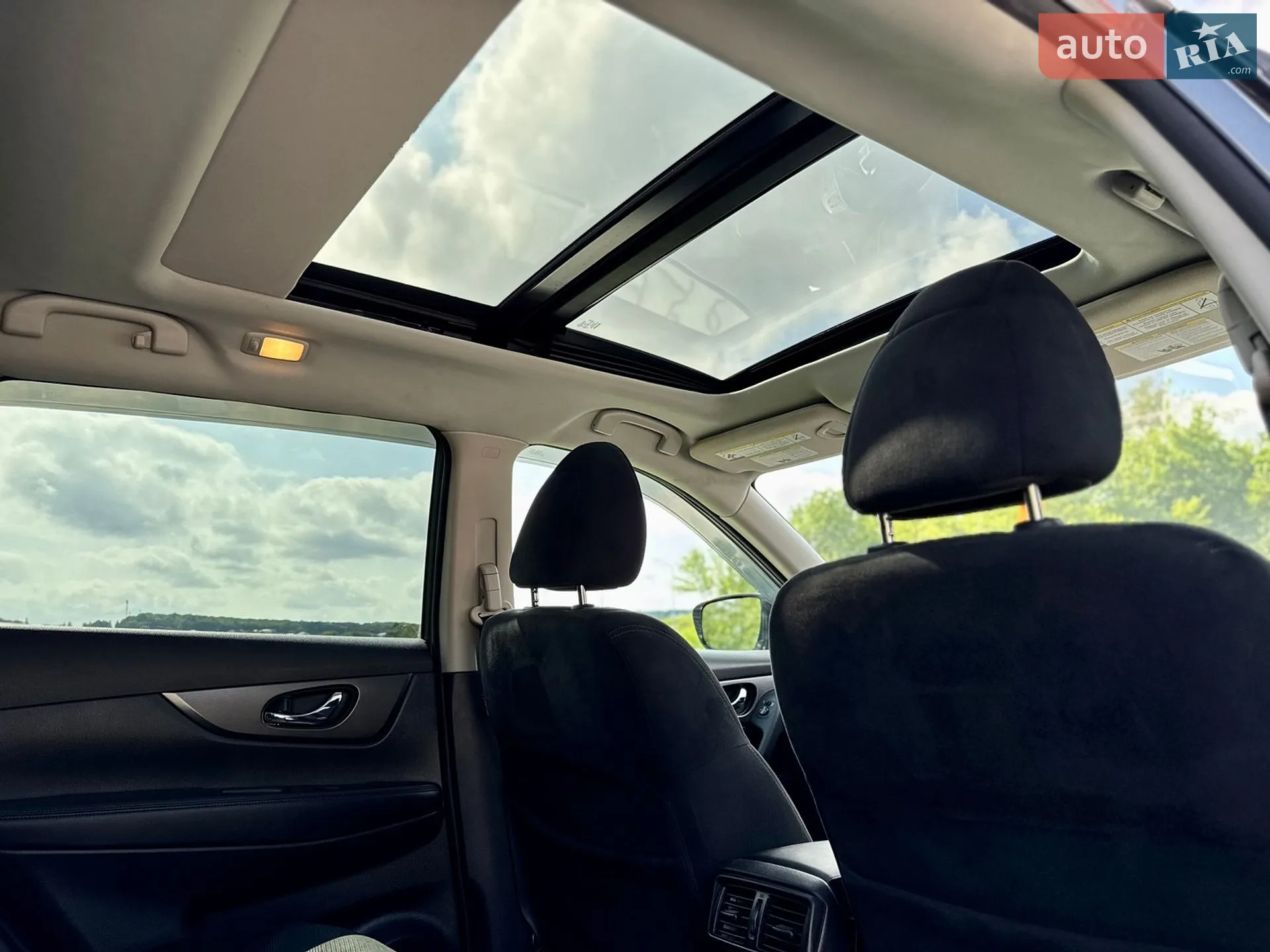 2015 Nissan Rogue - мініатюра 25