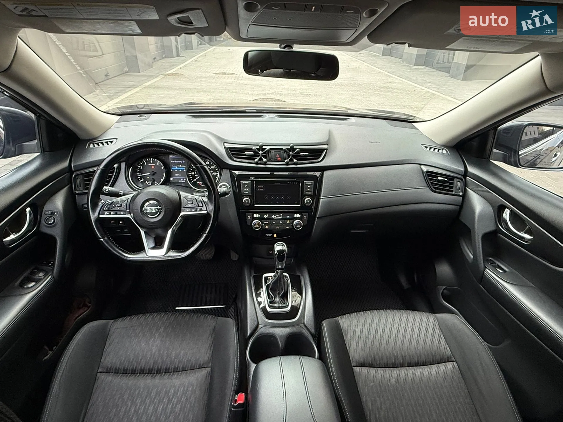 2018 Nissan Rogue - мініатюра 9