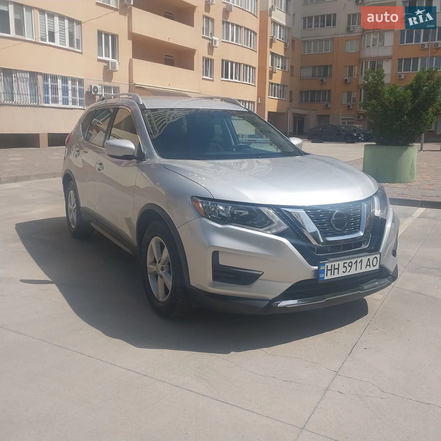 2017 Nissan Rogue - мініатюра 2