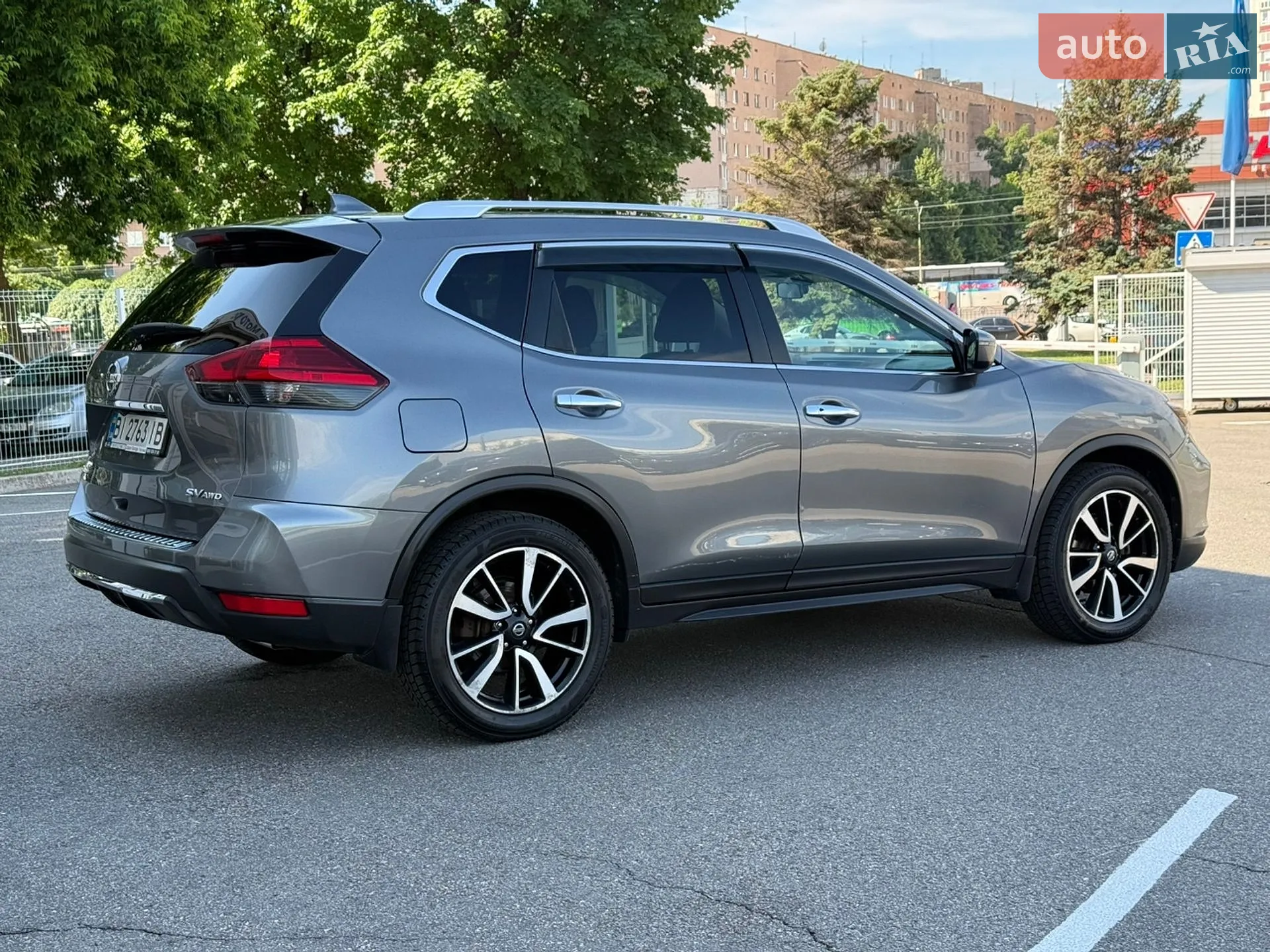 2017 Nissan Rogue - мініатюра 10