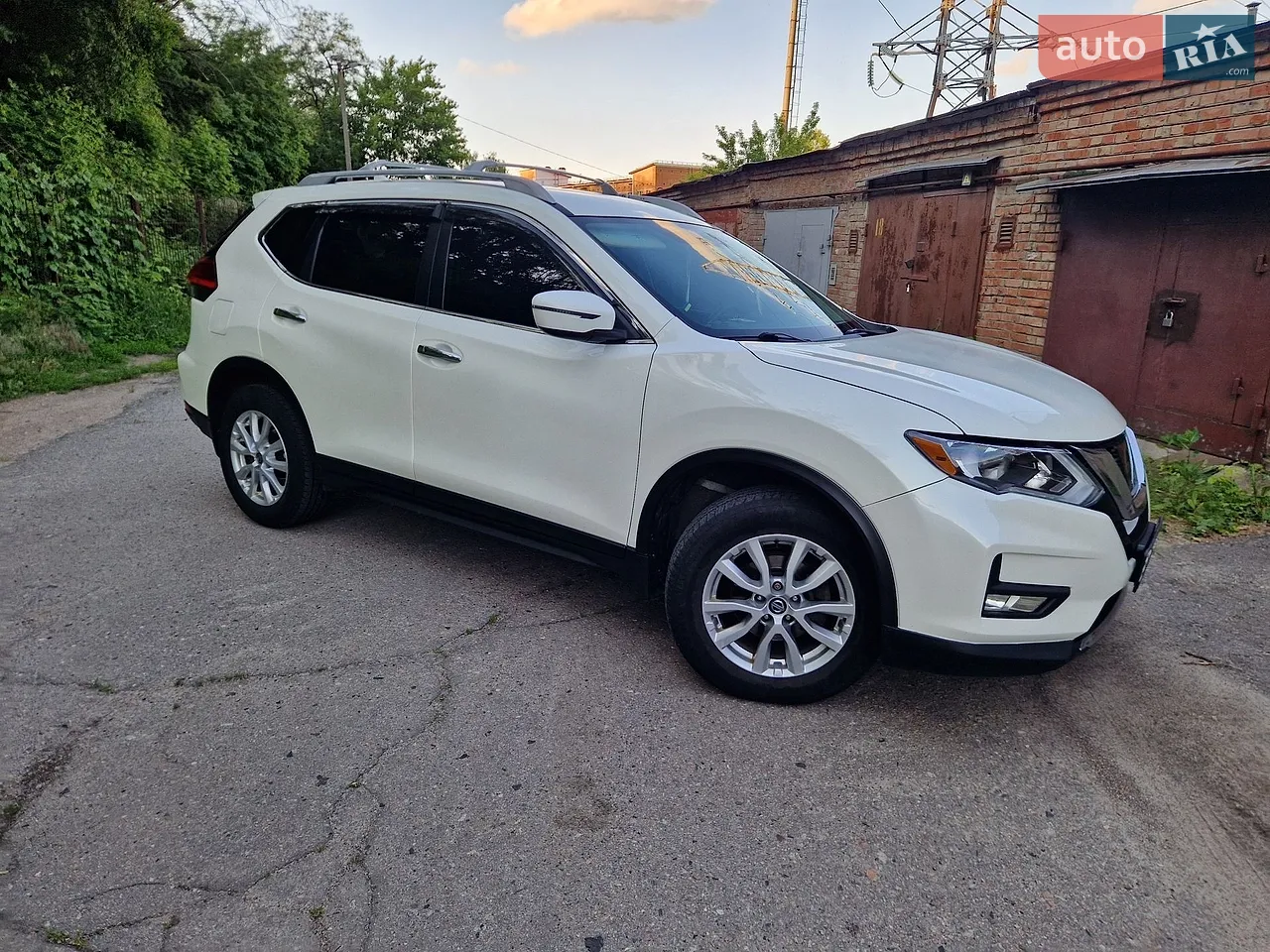 2017 Nissan Rogue - мініатюра 12