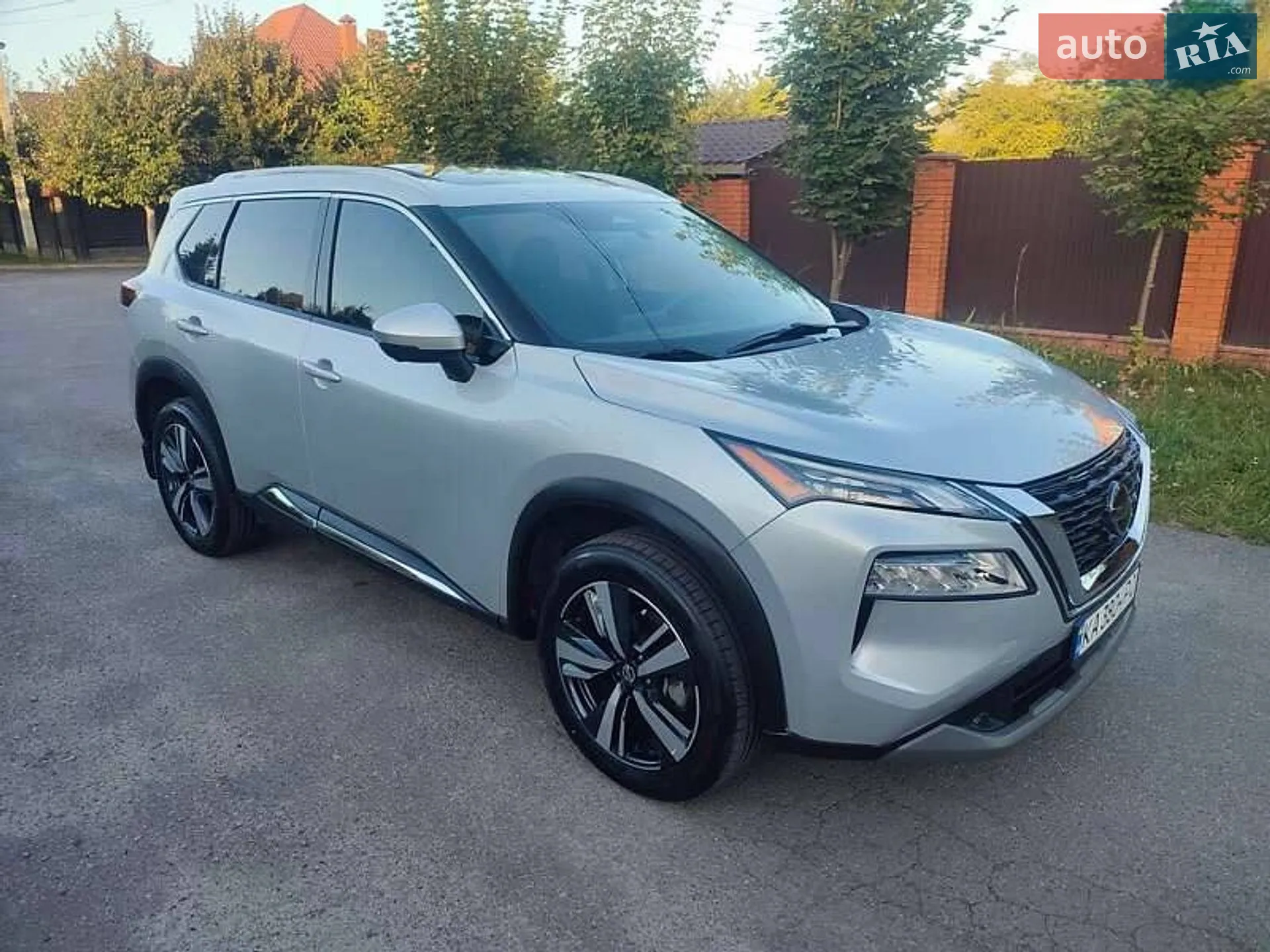 2021 Nissan Rogue - мініатюра 2