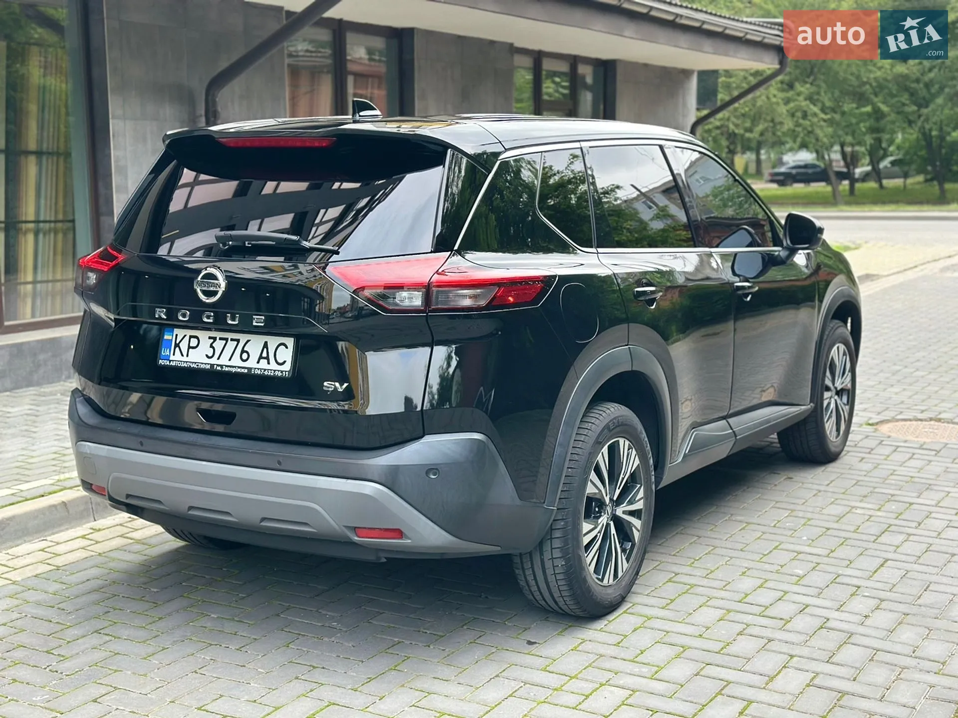 2021 Nissan Rogue - мініатюра 6