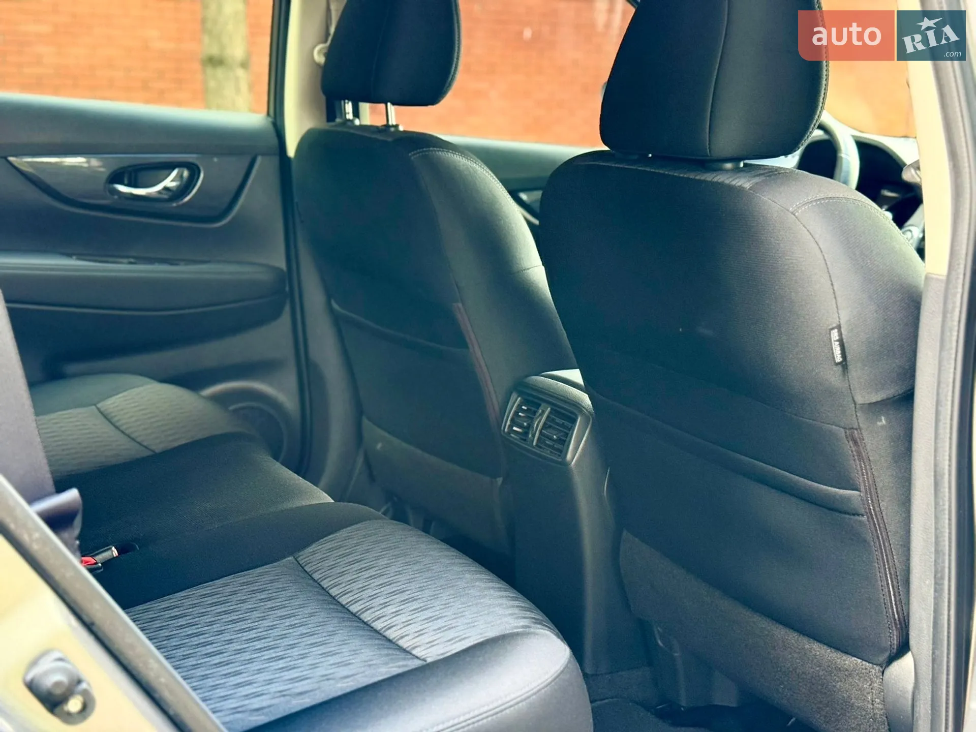 2018 Nissan Rogue - мініатюра 40