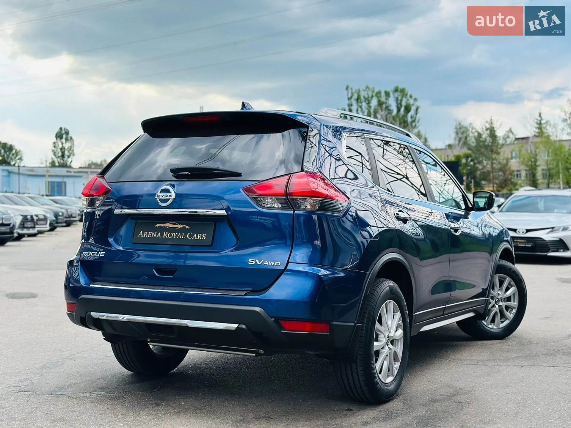 2017 Nissan Rogue - мініатюра 2