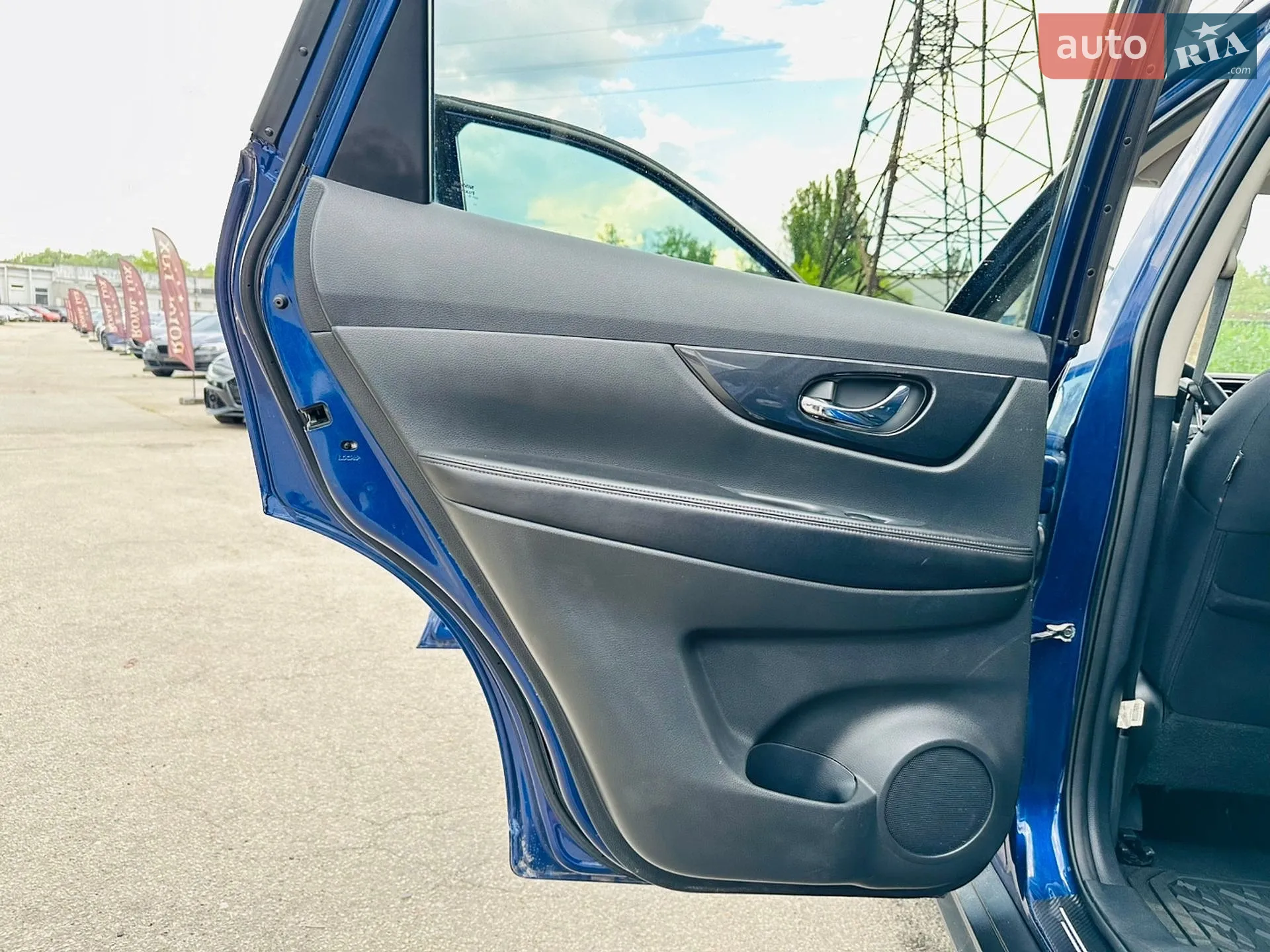 2017 Nissan Rogue - мініатюра 18